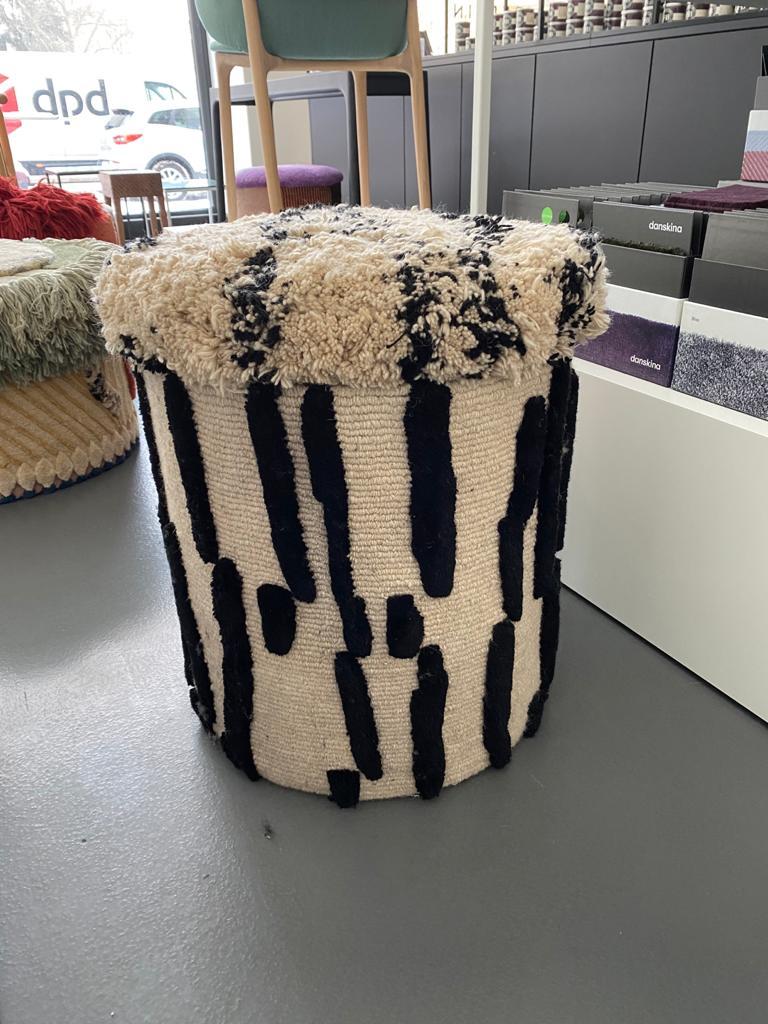 Laine Ensemble de 3 poufs Charaktere Fred, Cuno et Hilma par Lyk Carpet en vente