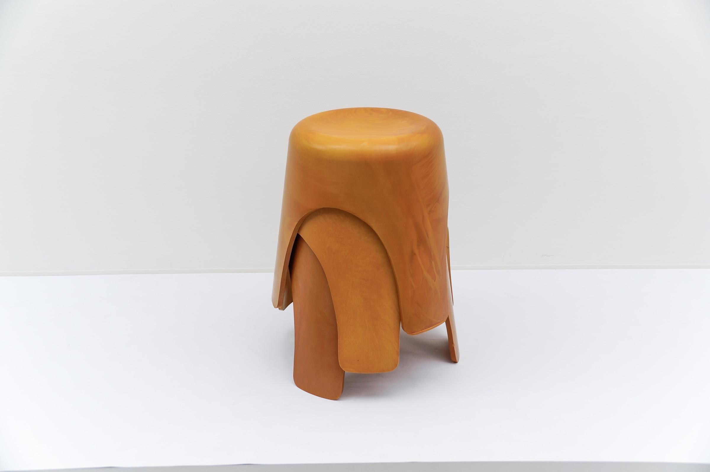 Plastica Set di 3 sgabelli prototipo Elefante attribuiti a Sori Yanagi, anni '50 in vendita