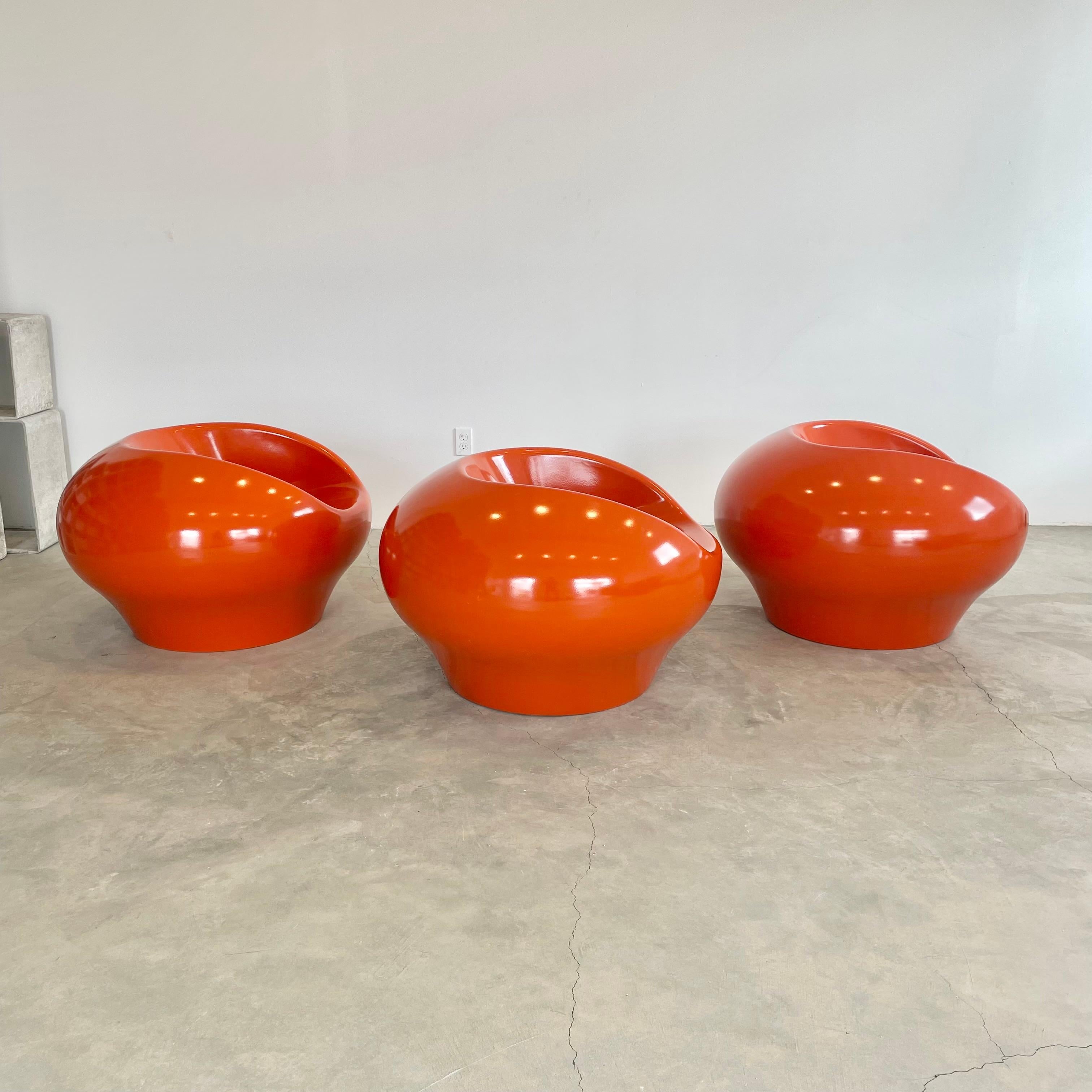 Hand-Crafted Set of 3 Prototype Fiberglass Chairs in the Style of Eero Aarnio, 1970s, Finland For Sale