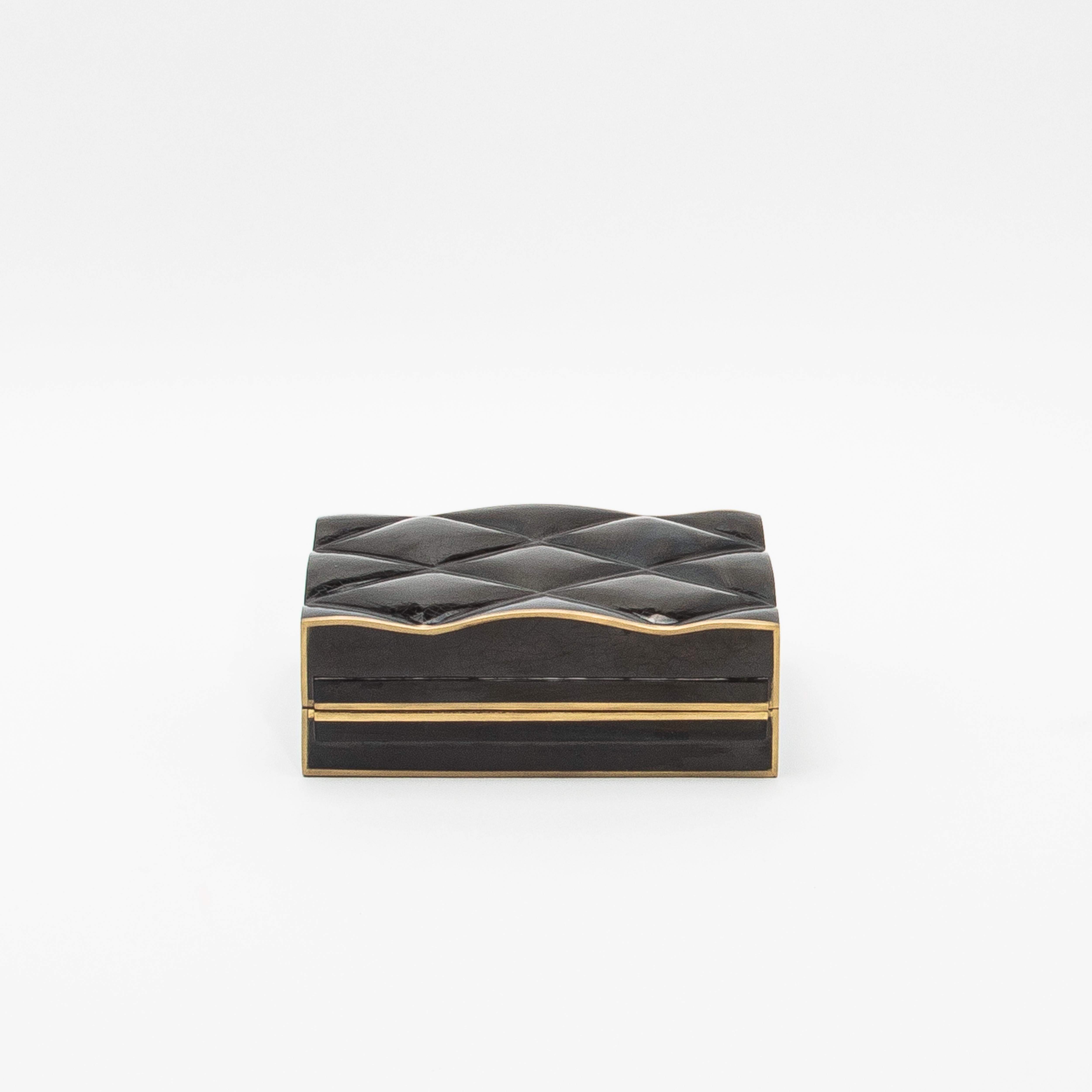 Philippine Set of 3 Quilted Boxes in Black Shell with Bronze Patina Brass by Kifu Paris For Sale
