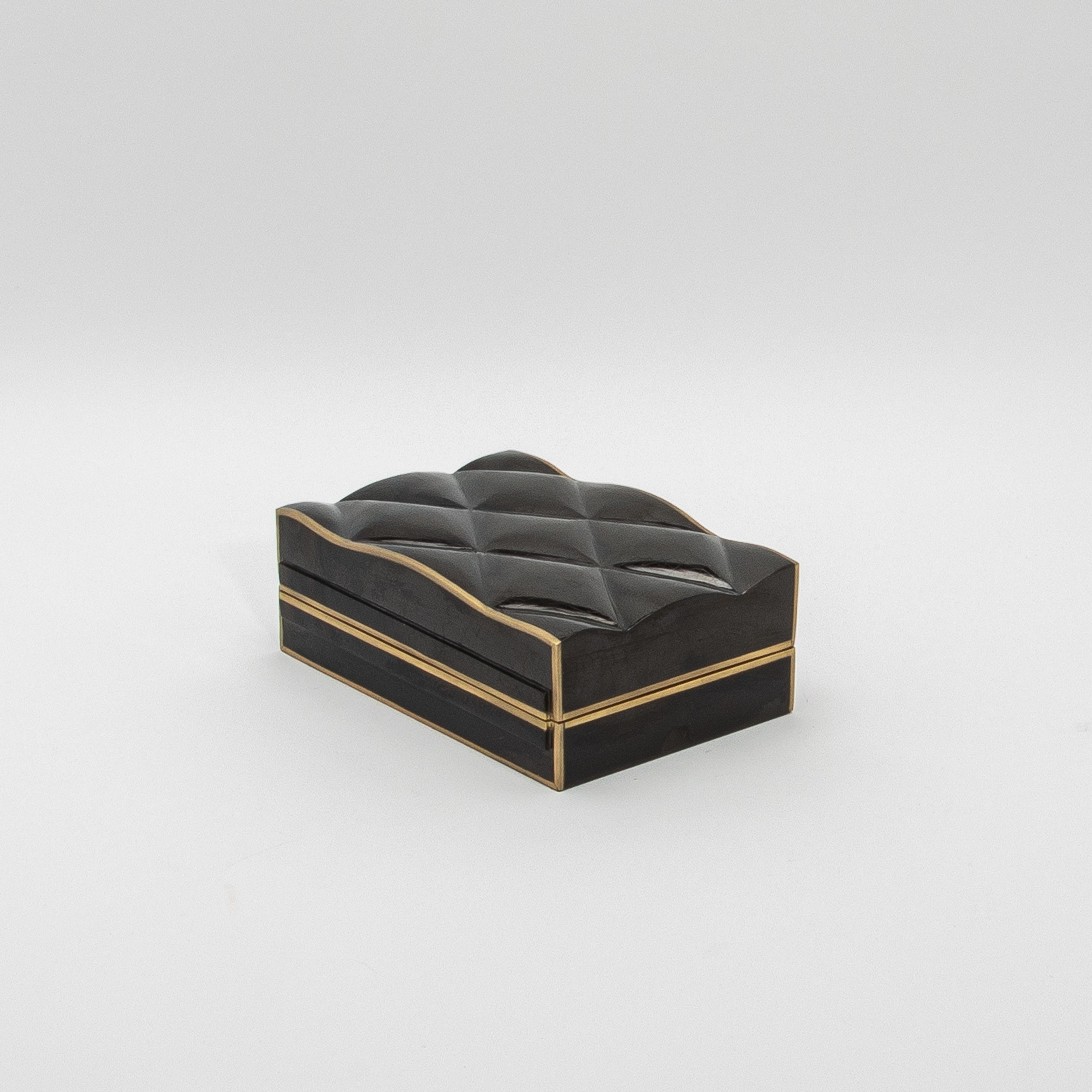 Contemporary Set of 3 Quilted Boxes in Black Shell with Bronze Patina Brass by Kifu Paris For Sale