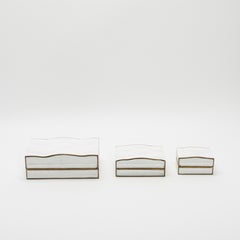 Set aus 3 gesteppten Boxen aus weißem Chagrin mit Bronze Patina Messing von Kifu Paris