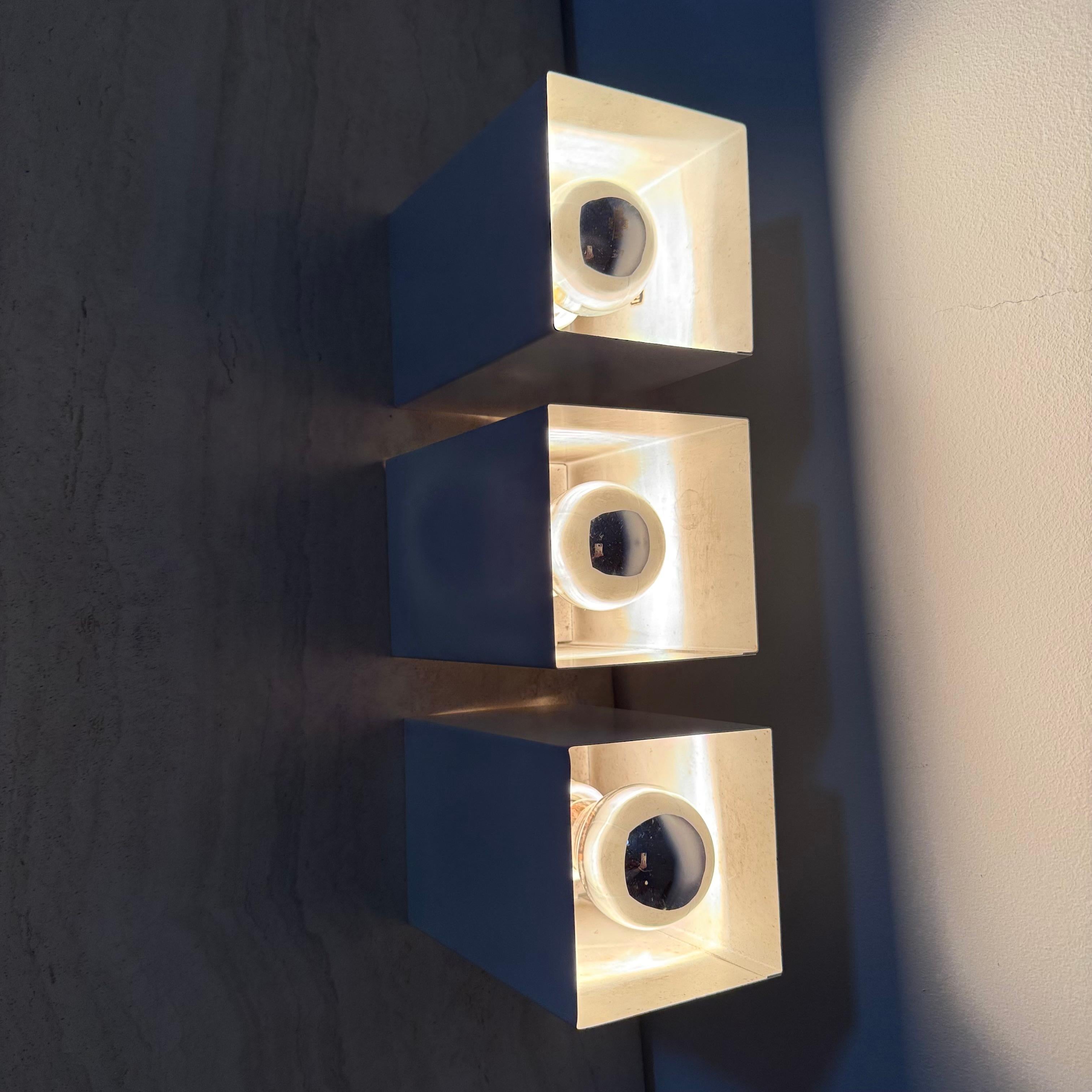 Set di 3 lampade da parete/soffitto dal design minimalista RAAK P300 , anni '70 In condizioni buone in vendita a Delft, NL