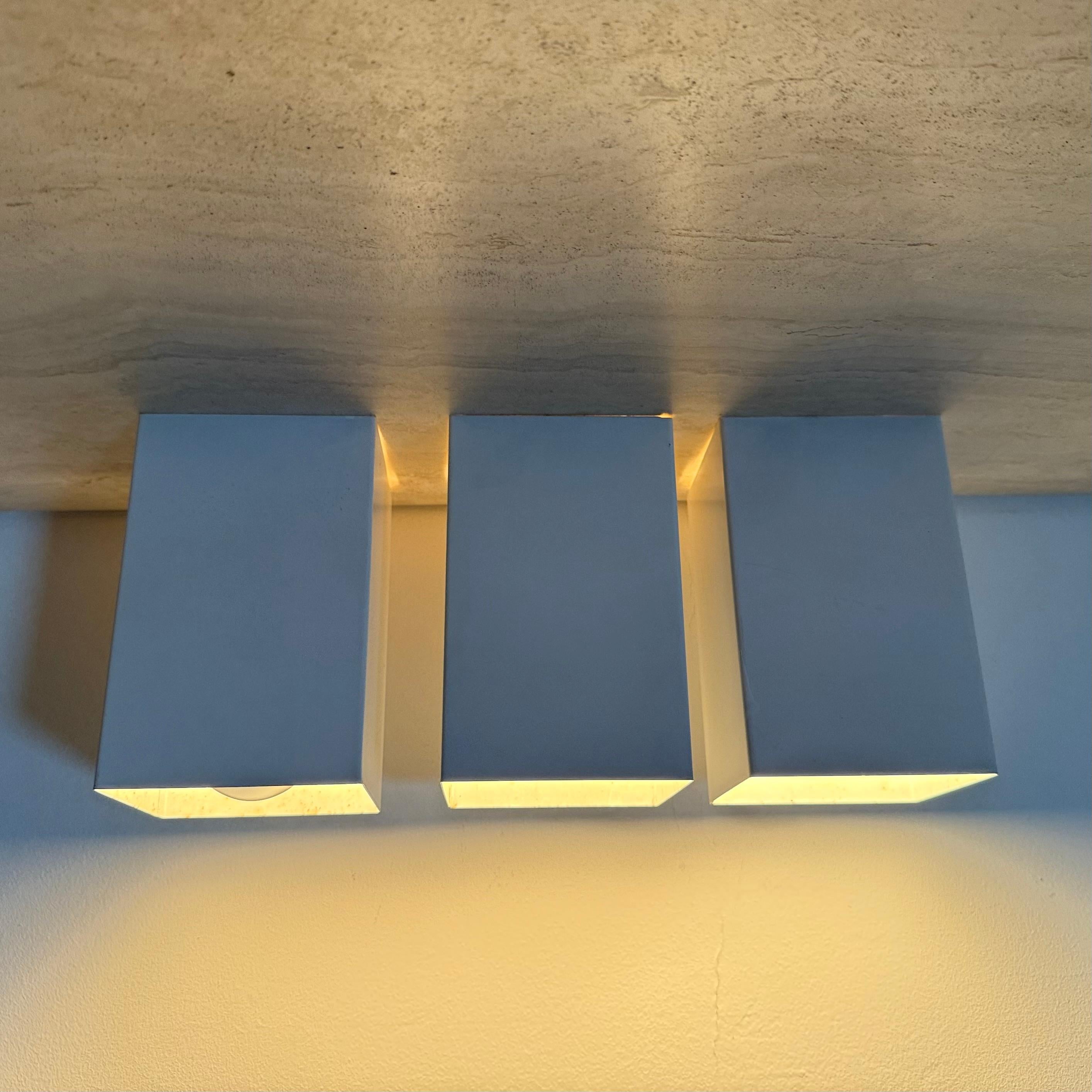 Metallo Set di 3 lampade da parete/soffitto dal design minimalista RAAK P300 , anni '70 in vendita