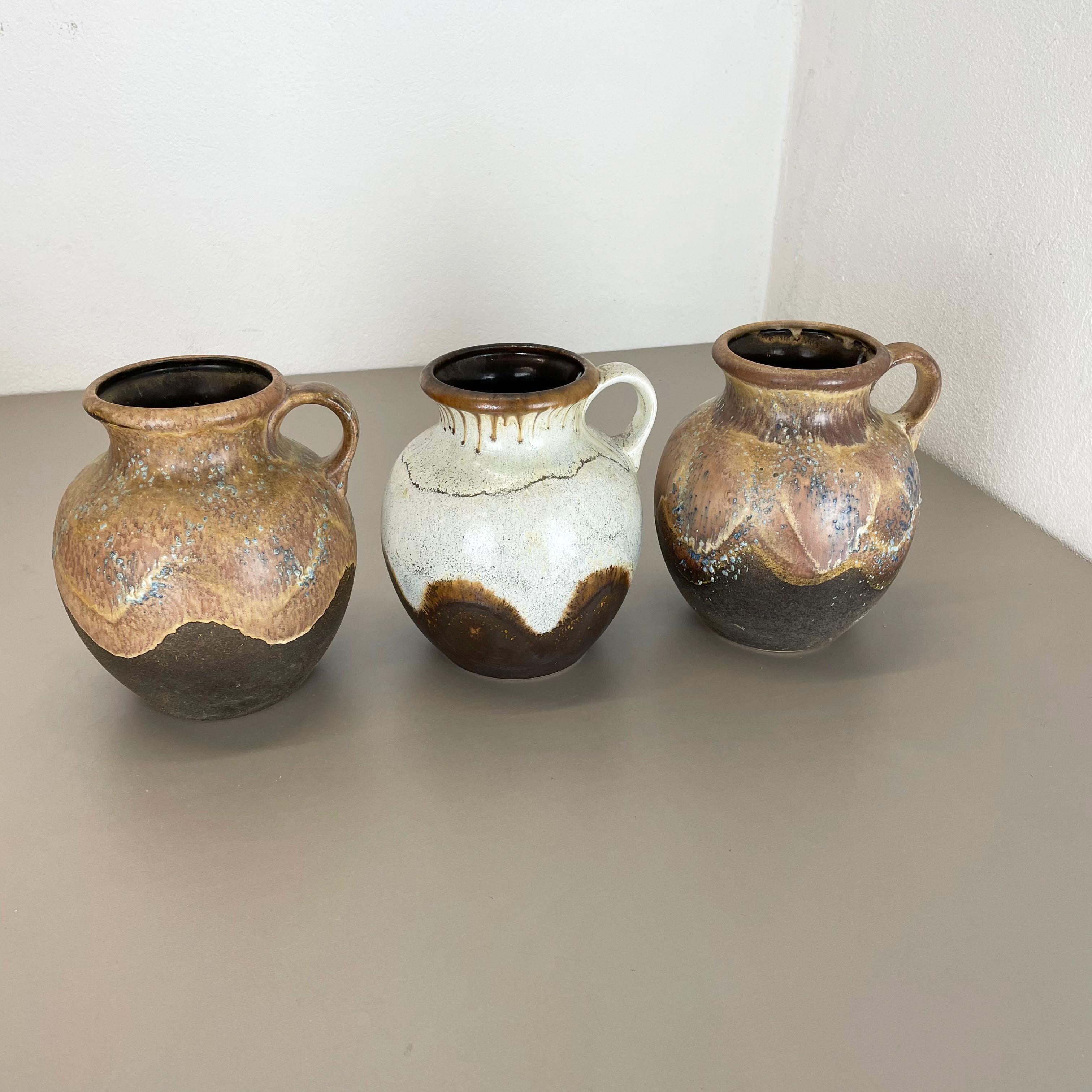 Mid-Century moderno Set di 3 rari vasi in ceramica 