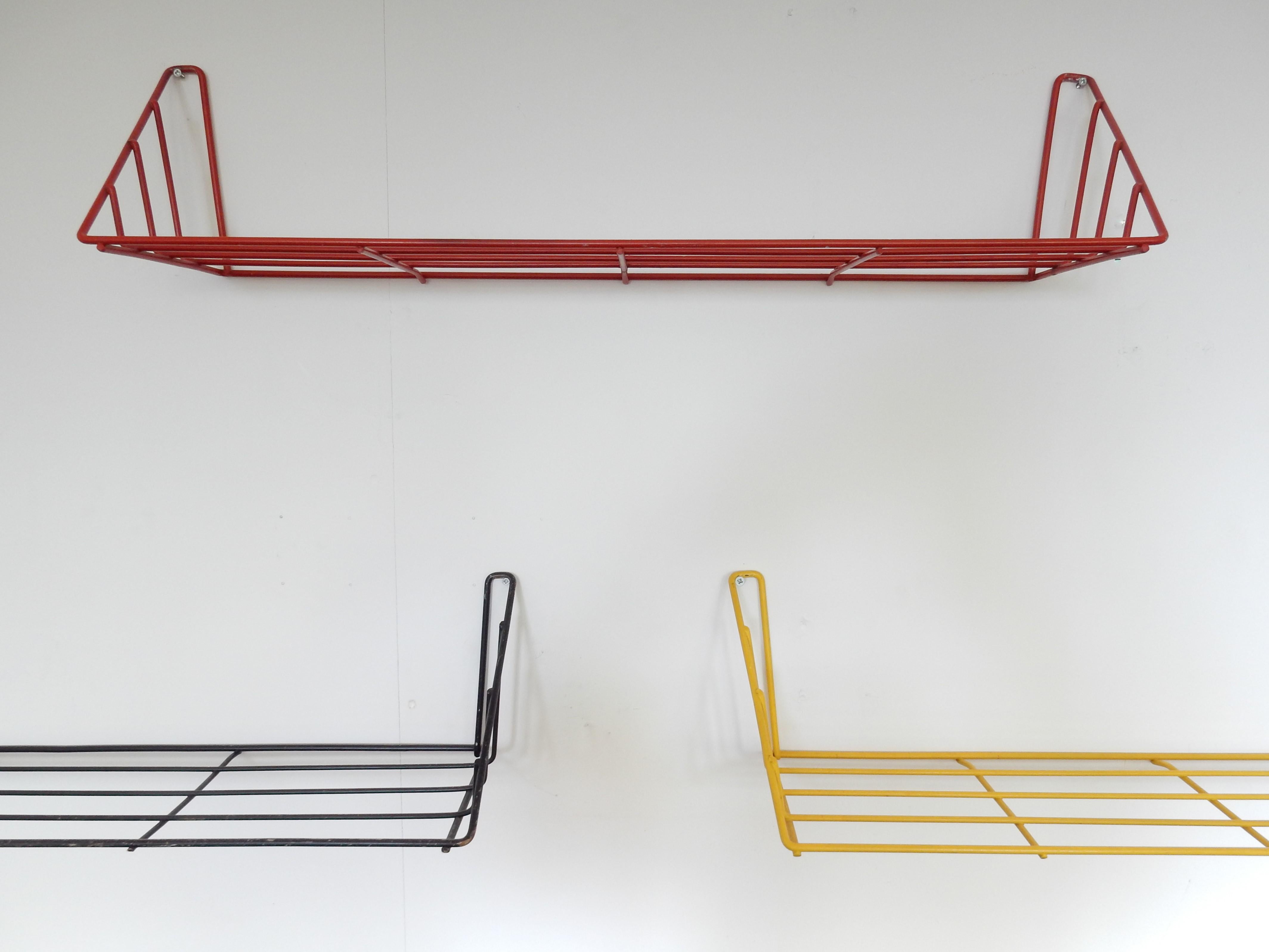 Set of 3 Rare 'Delft' Shelves by Constant Nieuwenhuijs for 't Spectrum, 1957 For Sale 3