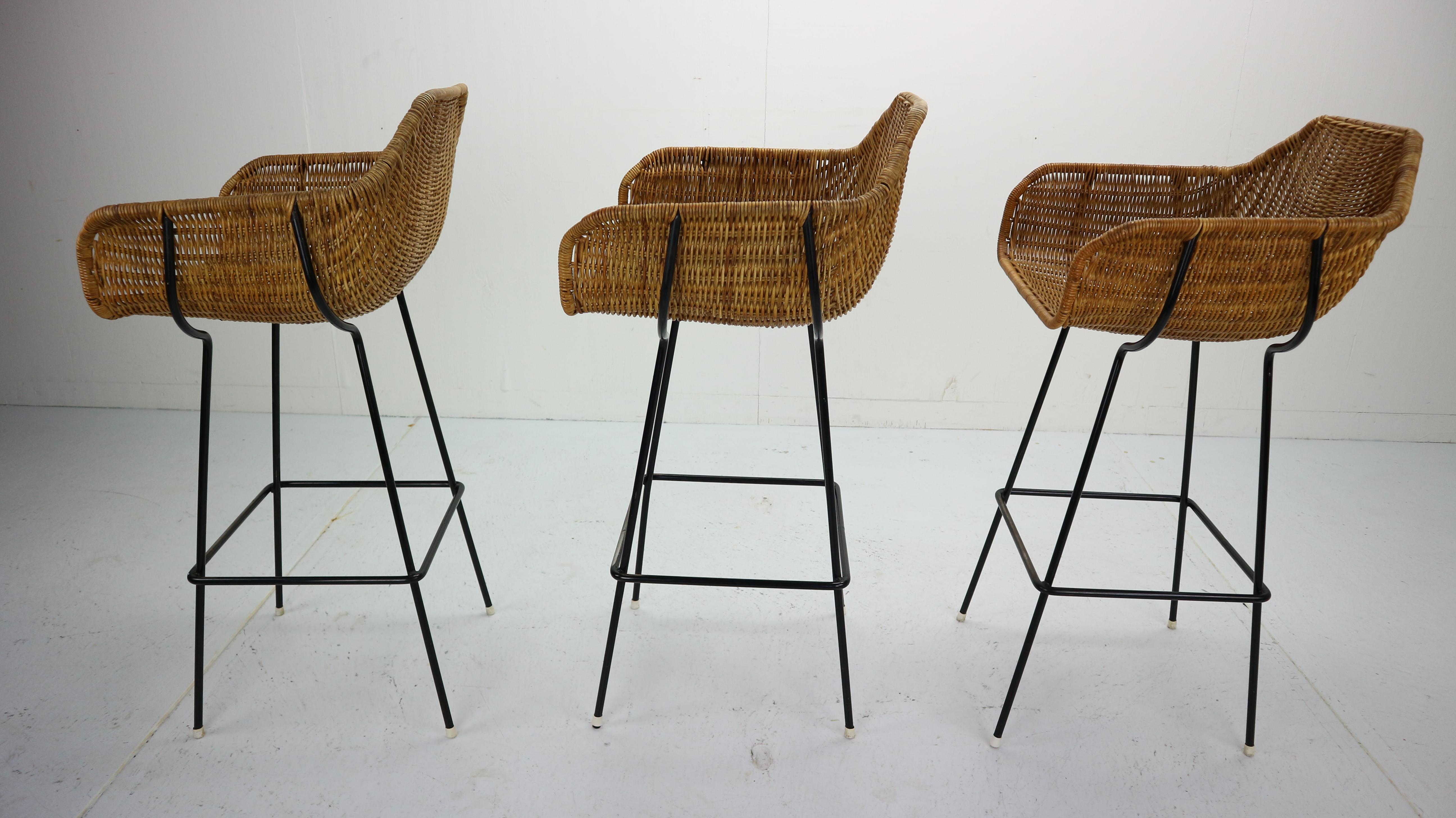 Set of 3 Rare Dirk Van Sliedregt for Rohe Noordwolde, Rattan Bucket Bar Stools 2