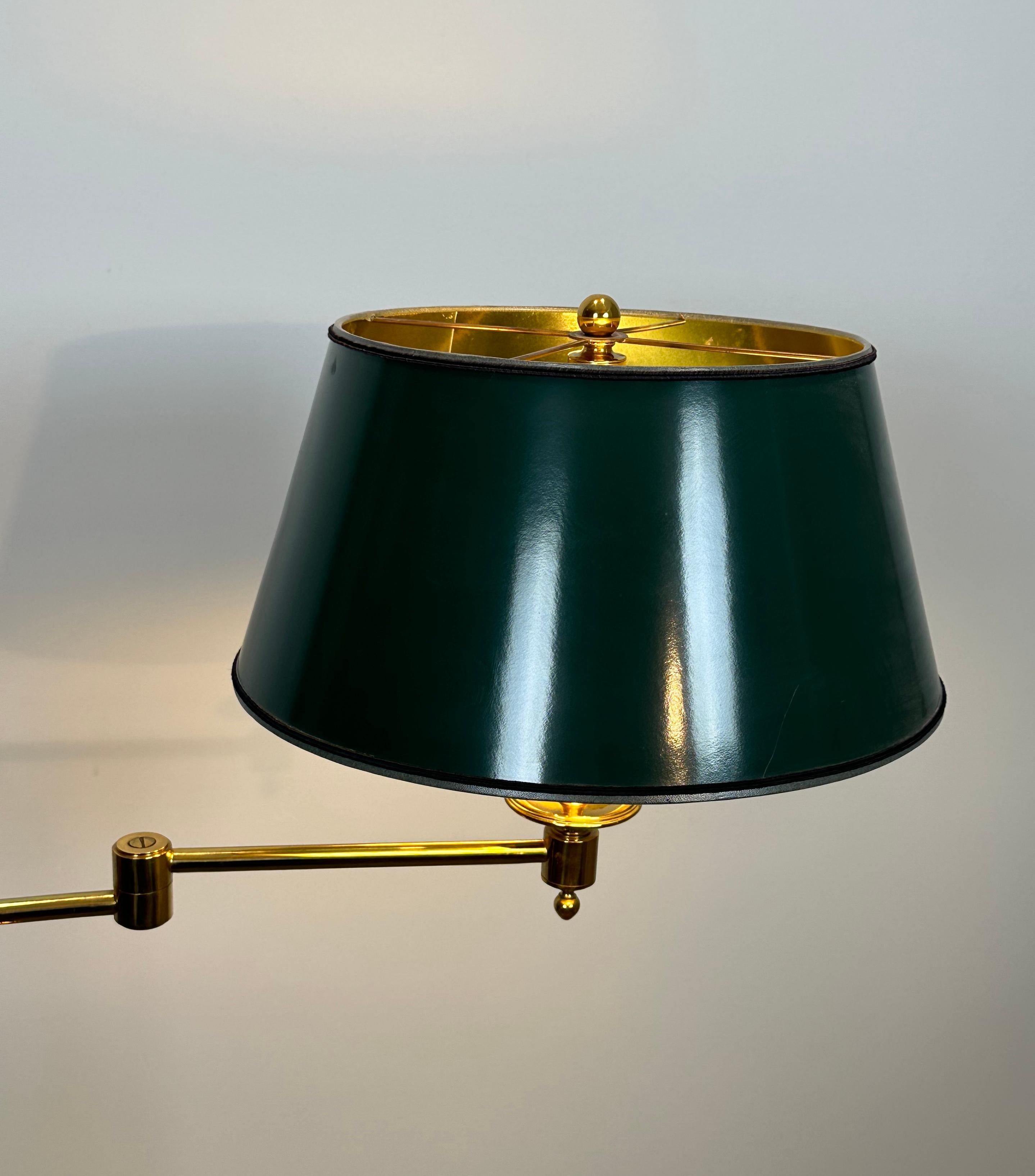 Set of 3 Reading Lamps with Removable Arms in Brass and Synthetic Green Painted For Sale 4