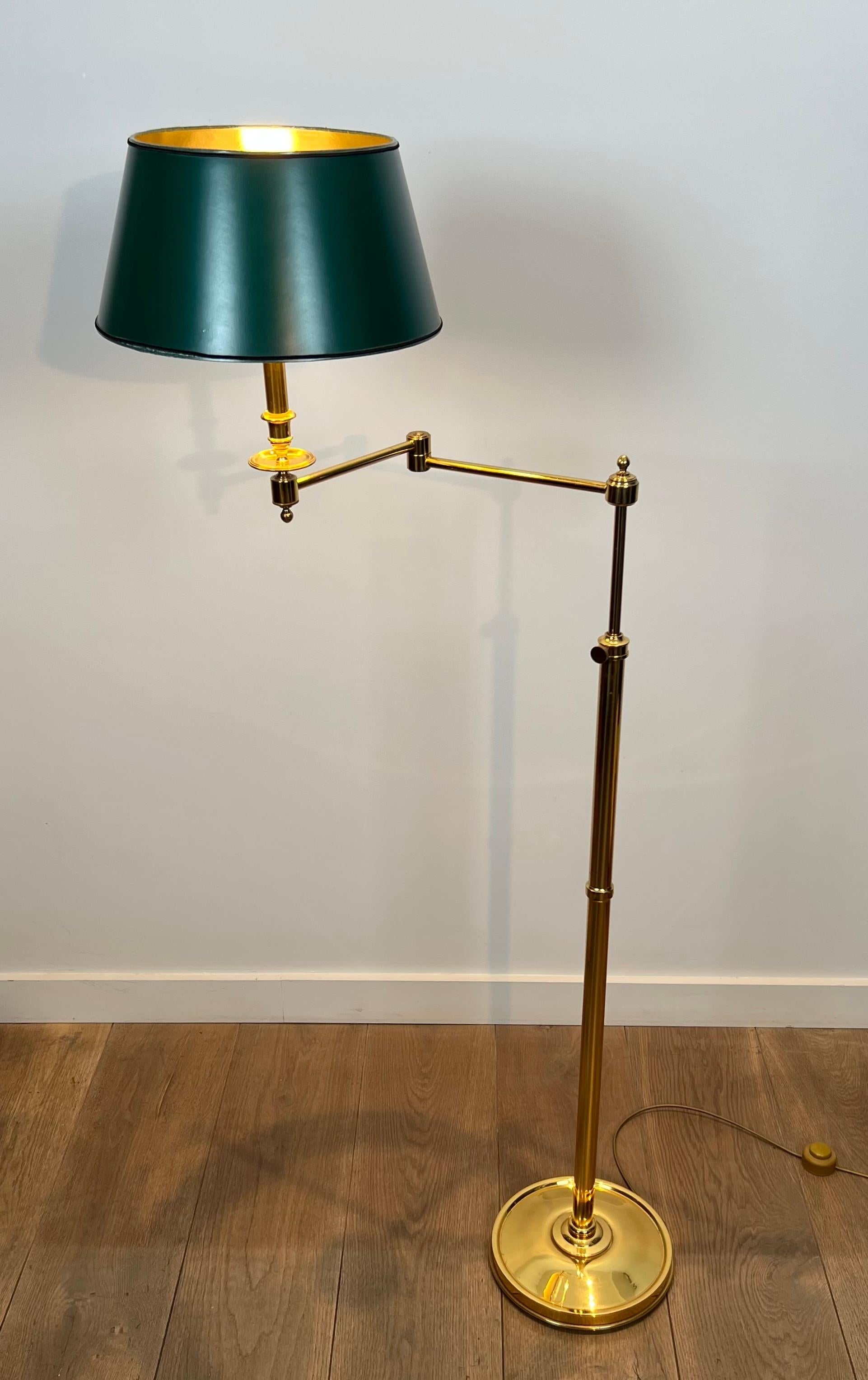 Set of 3 Reading Lamps with Removable Arms in Brass and Synthetic Green Painted For Sale 14