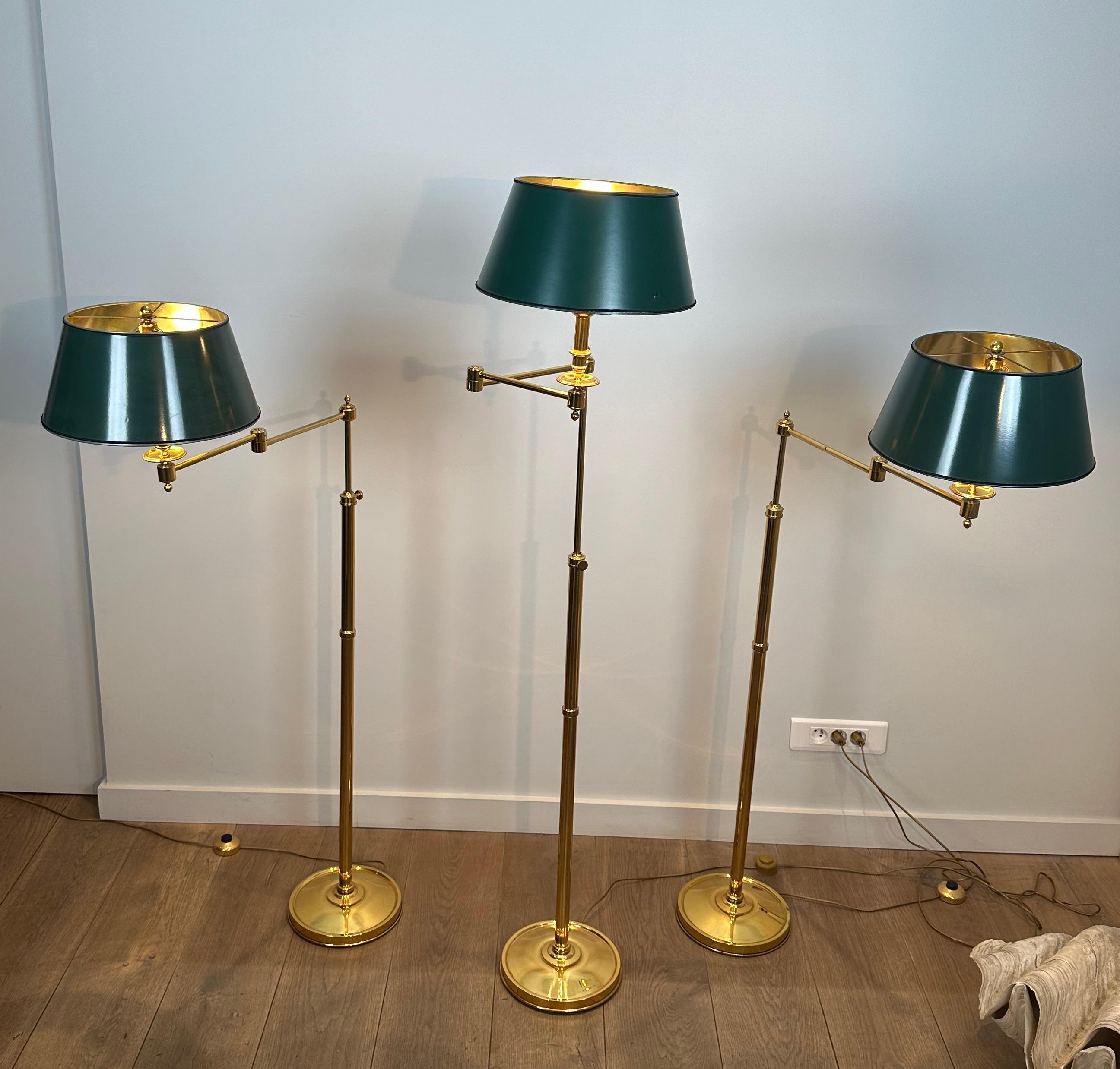 Neoclassical Set of 3 Reading Lamps with Removable Arms in Brass and Synthetic Green Painted For Sale