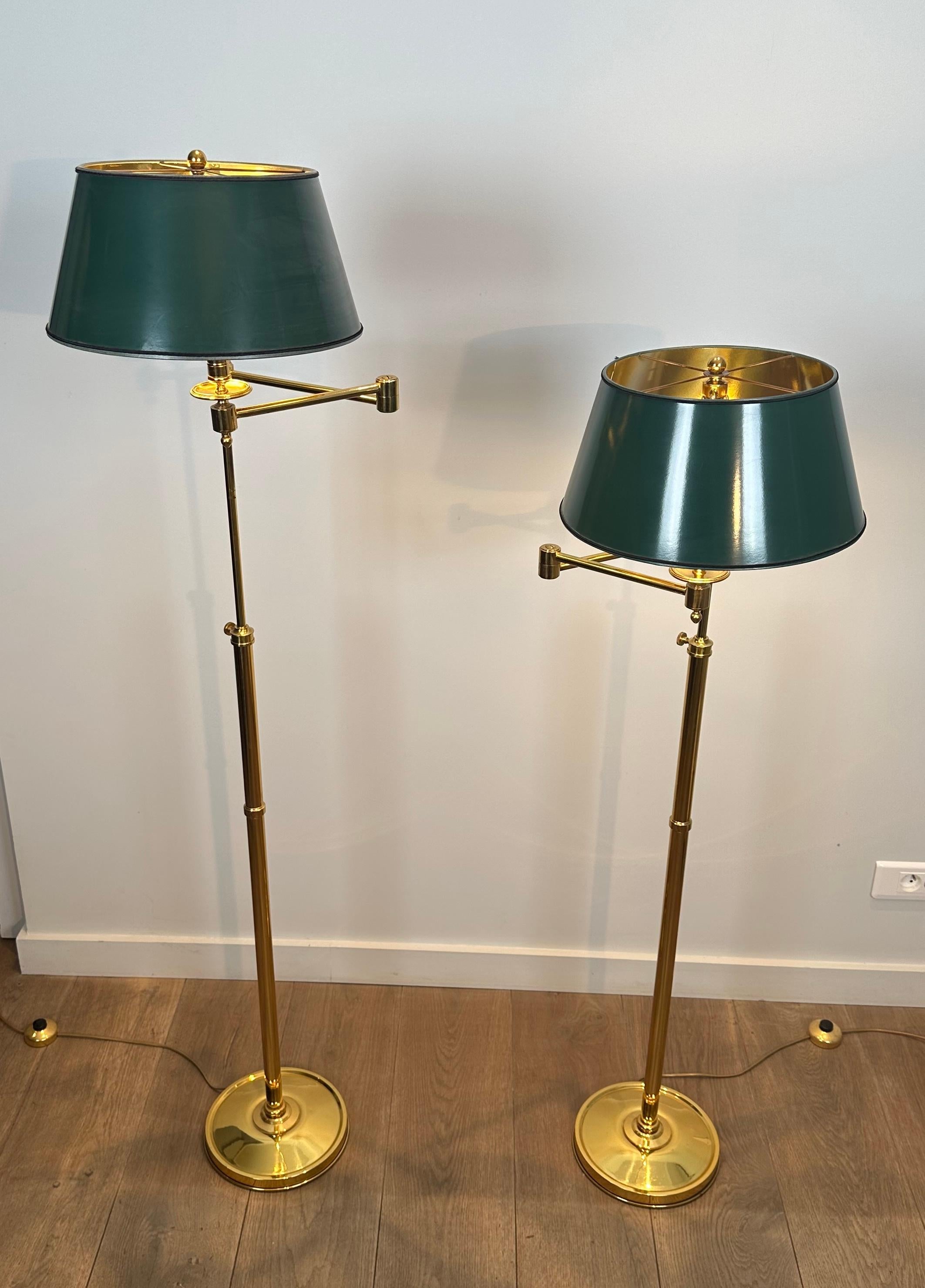 Set of 3 Reading Lamps with Removable Arms in Brass and Synthetic Green Painted For Sale 1