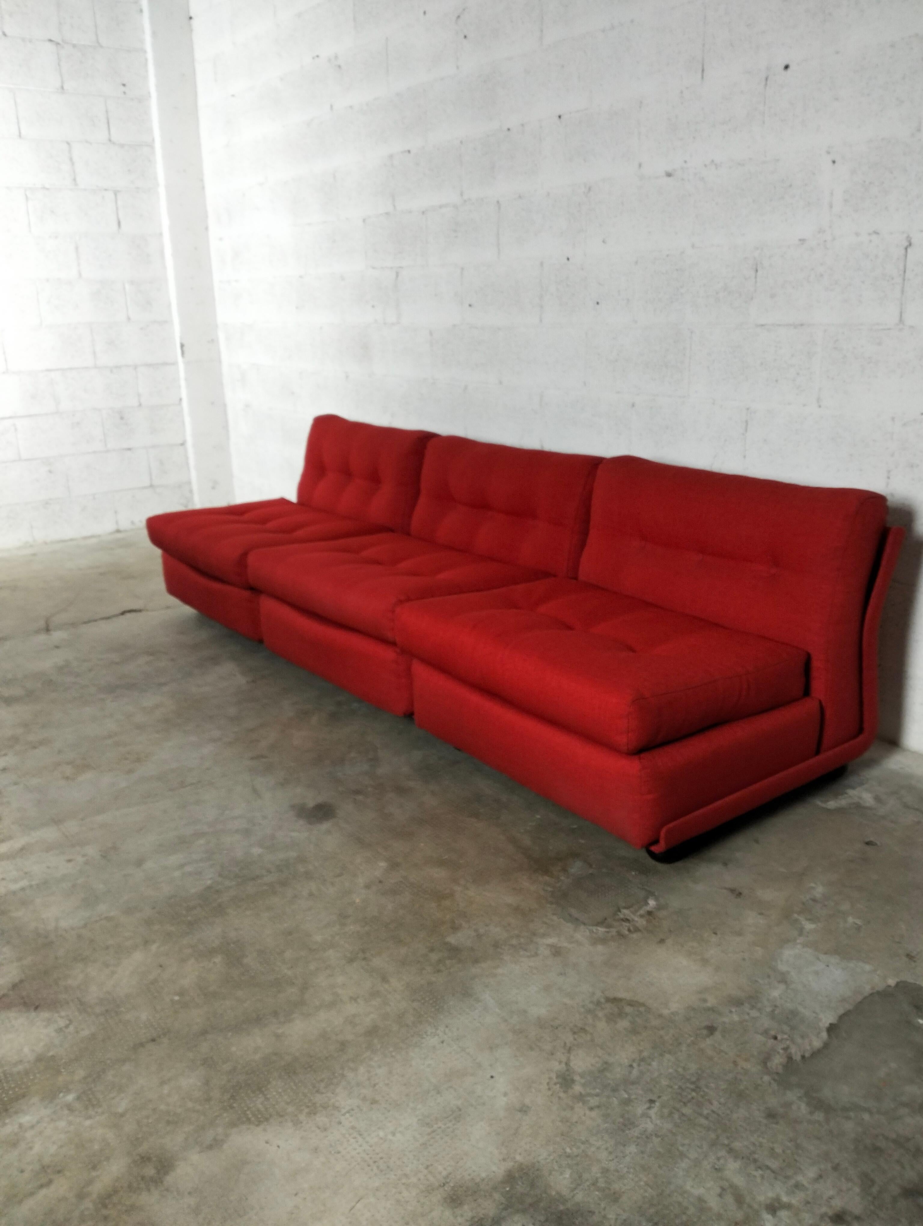 Set of 3 Red Amanta Lounge Chairs/Sofa by Mario Bellini for C&B Italia, 1970s In Good Condition For Sale In Padova, IT