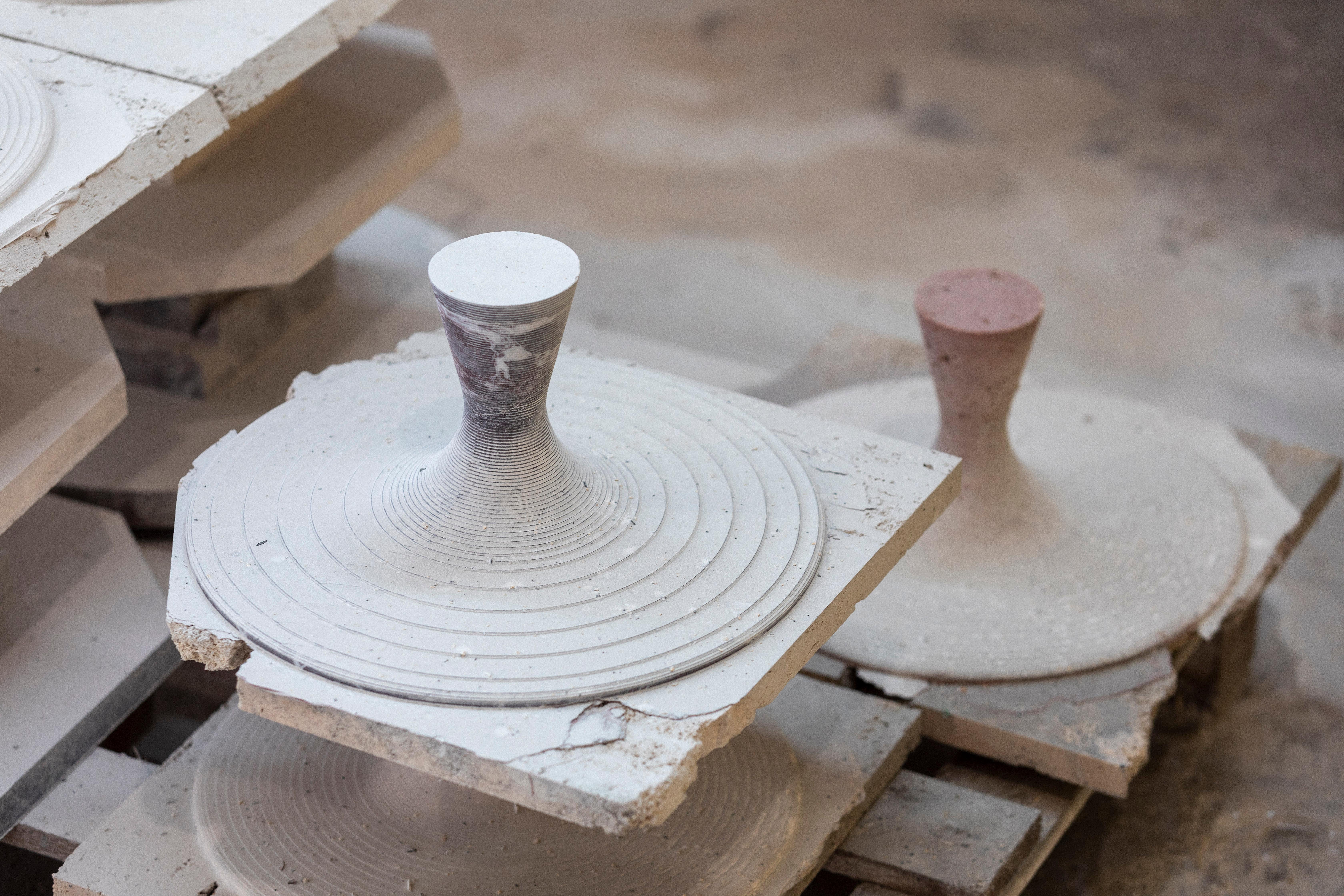 Set of 3 Refined Contemporary Marble Grafitte Cake Stands and Plate 7