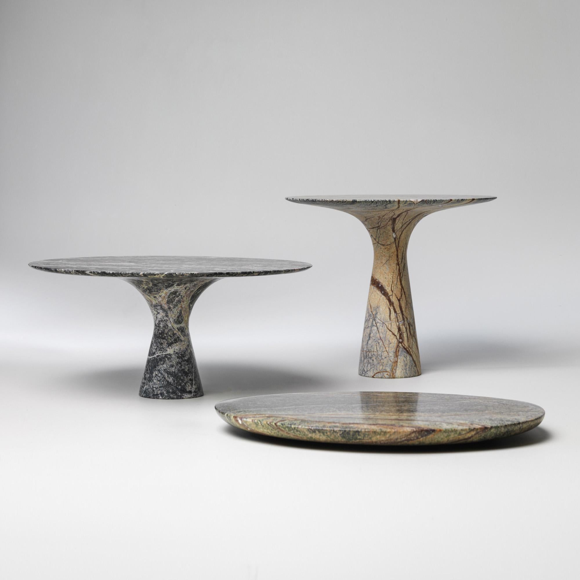 Set of 3 Refined Contemporary Marble Picasso Green Cake Stands and Plate
Signed by Leo Aerts.
Dimensions: 
D 26 x H 22.5 cm 
D 32 x H 15 cm
D 32 x H 2 cm
Material:Picasso Green marble
Technique: Polished, carved. 

Available in marble: