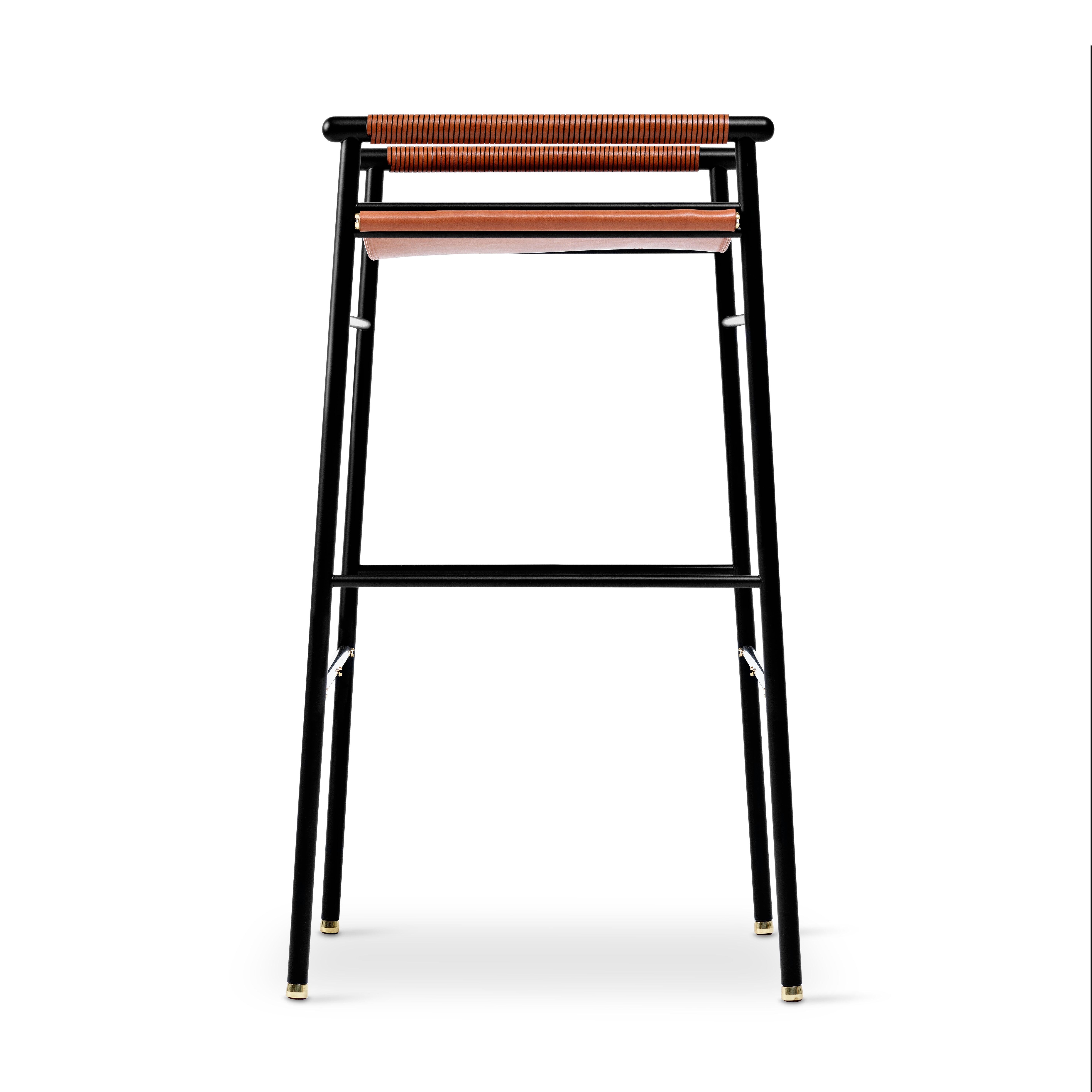 Industrial Set of 3 Contemporary Bar Stool Natural Tobacco Leather & Black Rubber Metal  For Sale