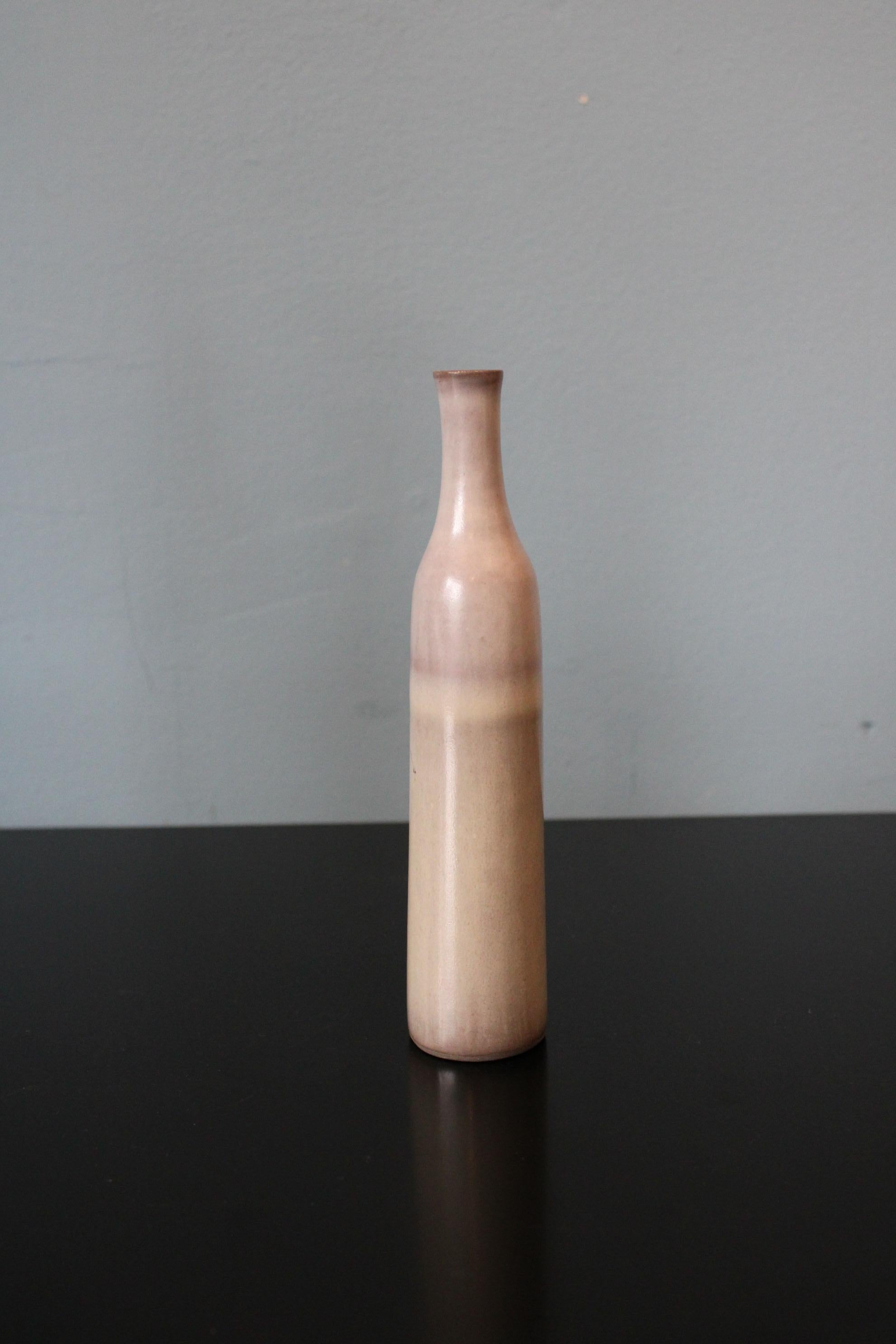 Ensemble de 3 bouteilles en céramique Ruelland, France, datant d'environ 1970 Excellent état à Paris, FR