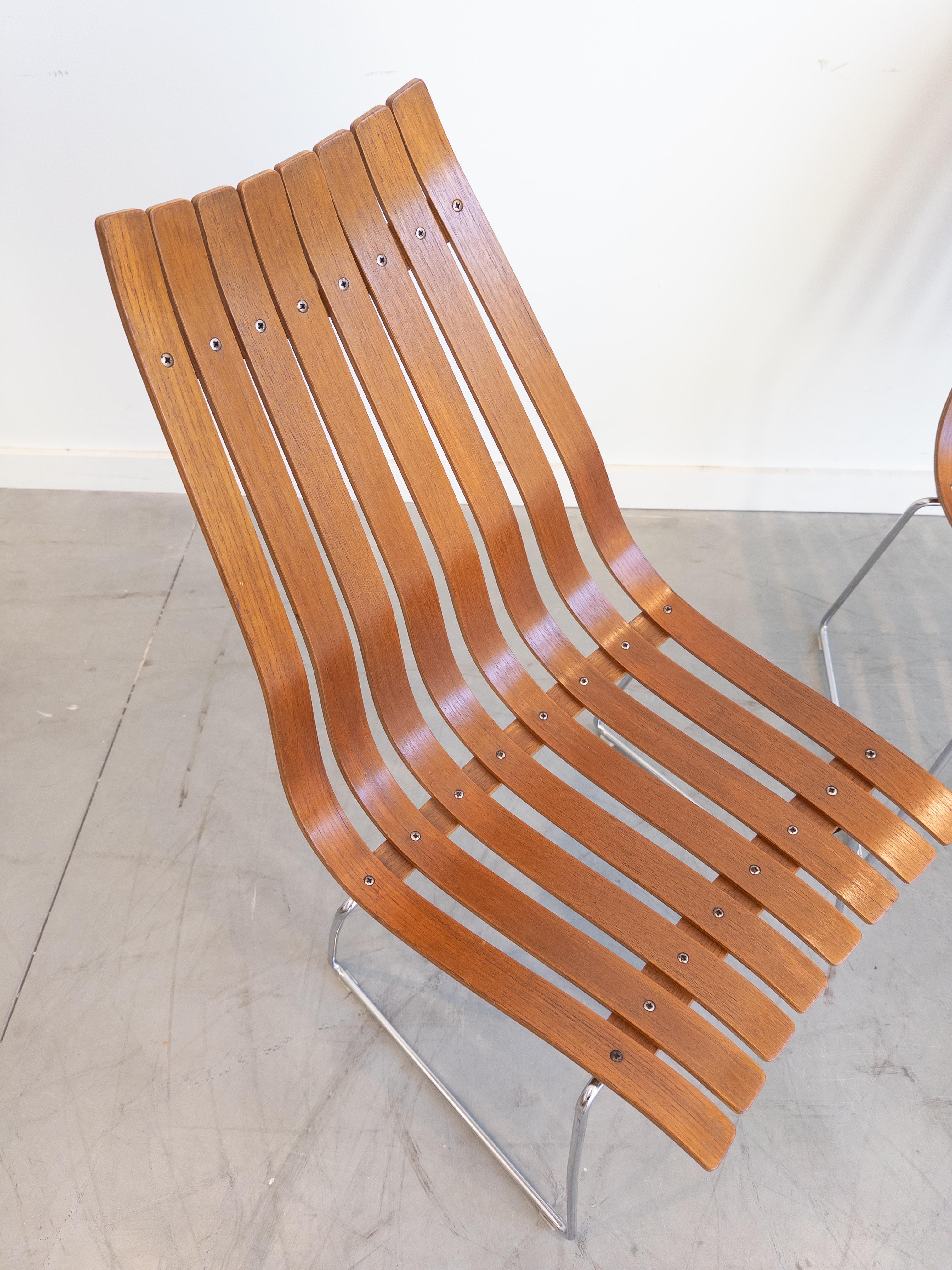 Satz von 3 Stühlen „Scandia“ von Hans Brattrud für Hove Mobler, 1960 (Metall) im Angebot