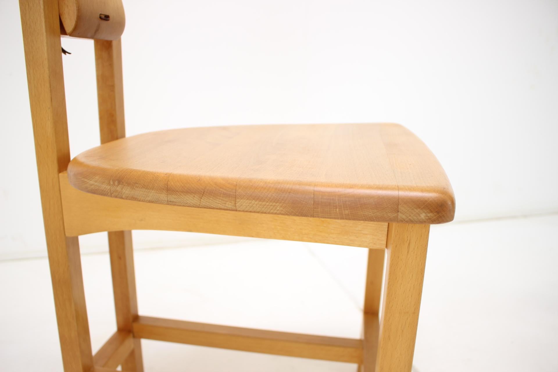 Années 1970, Scandinavie.
Fabriqué en bois.
Excellente qualité d'origine.