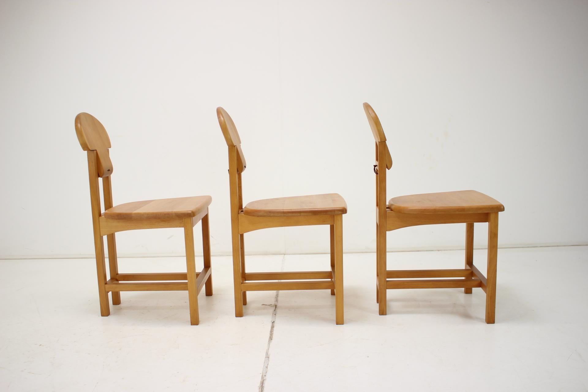 Ensemble de 3 chaises de style scandinave, Finlande, 1970 Bon état - En vente à Praha, CZ