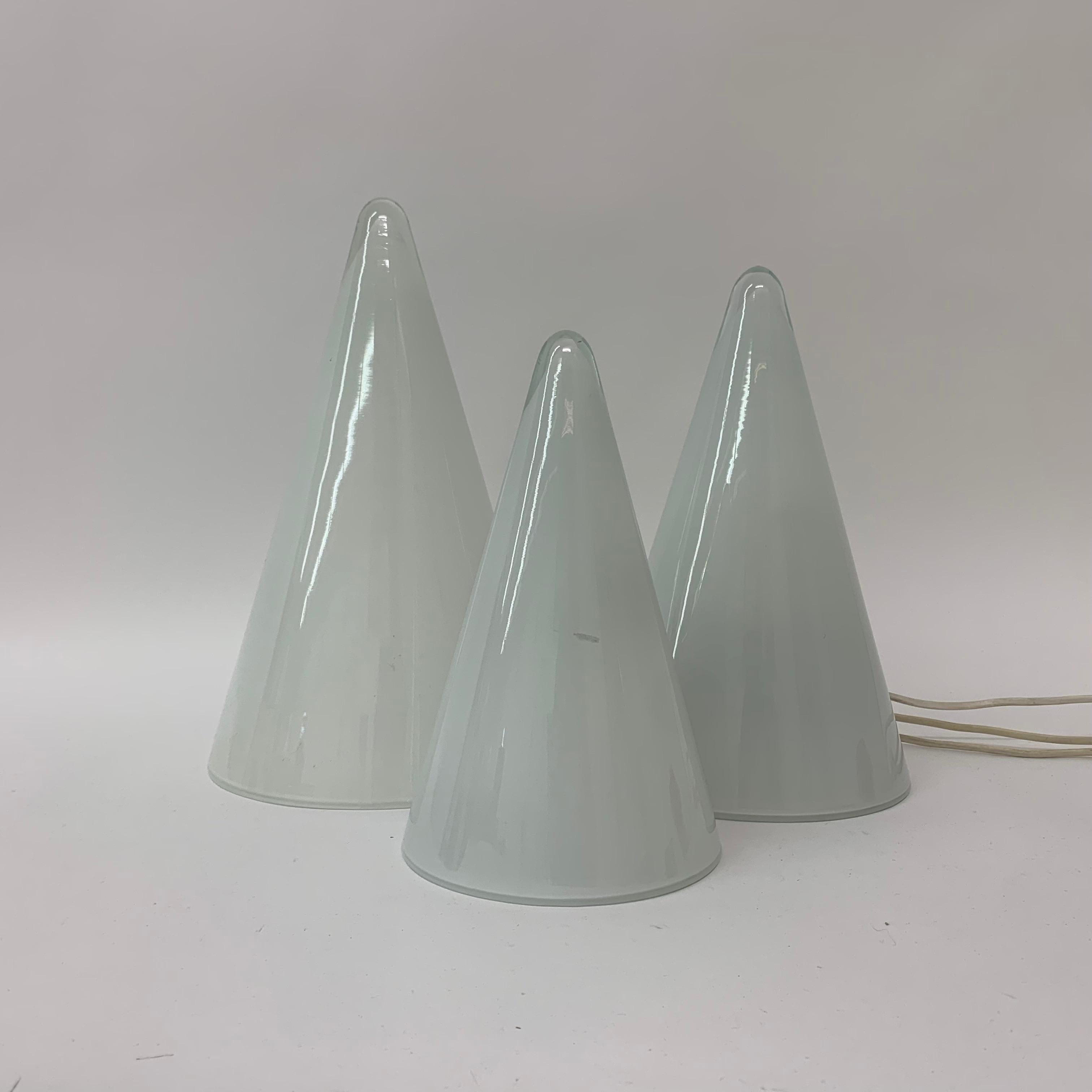 Juego de 3 lámparas de mesa Teepee de SCE, años 70, Francia en venta 3
