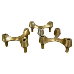 Ensemble de 3 bougeoirs tripode brutalistes sculpturaux en bronze, France, années 1960