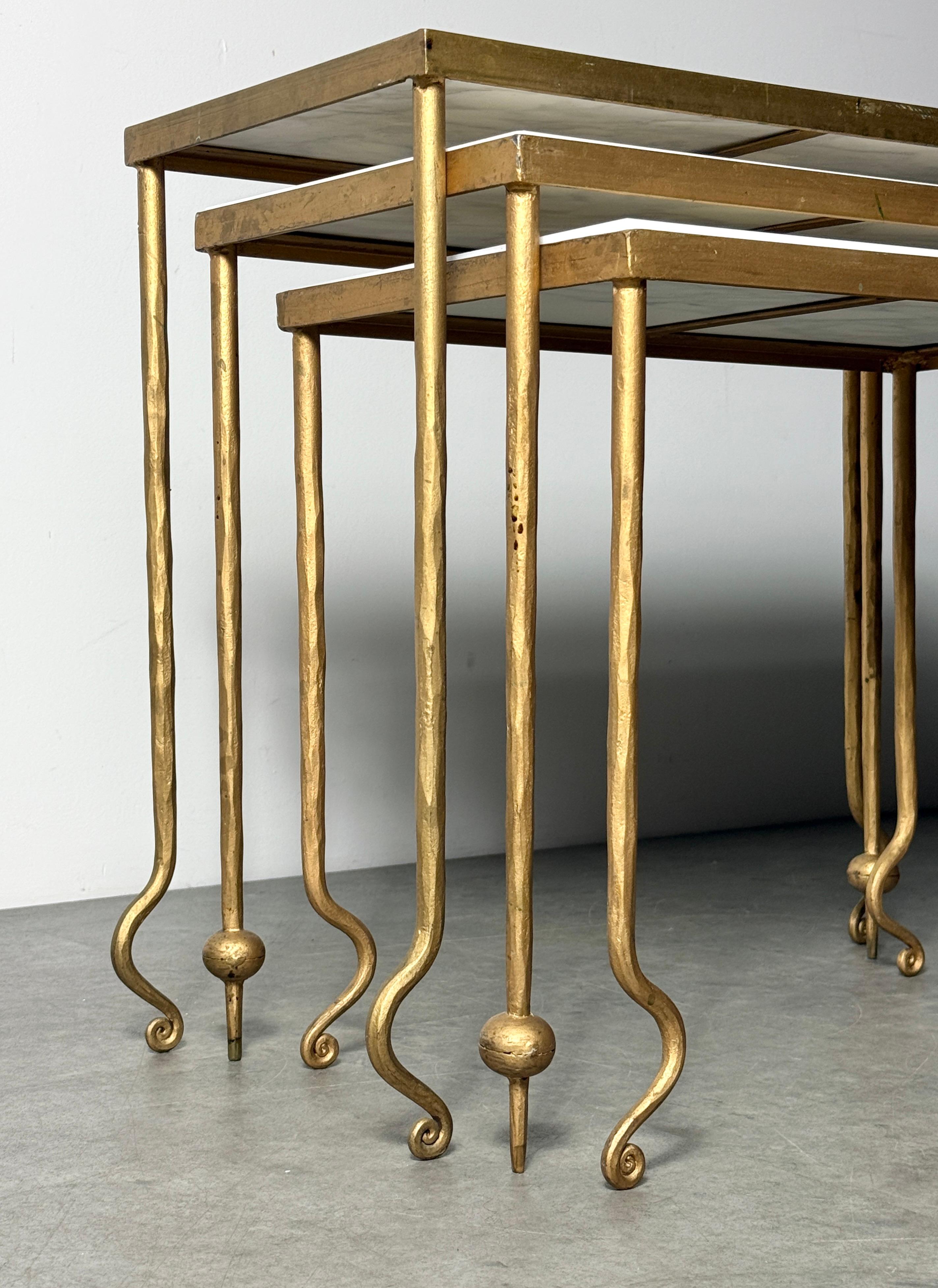 20th Century Set of 3 Sculptural Gilt Marble Nesting Tables Style of René Drouet France 1940s For Sale