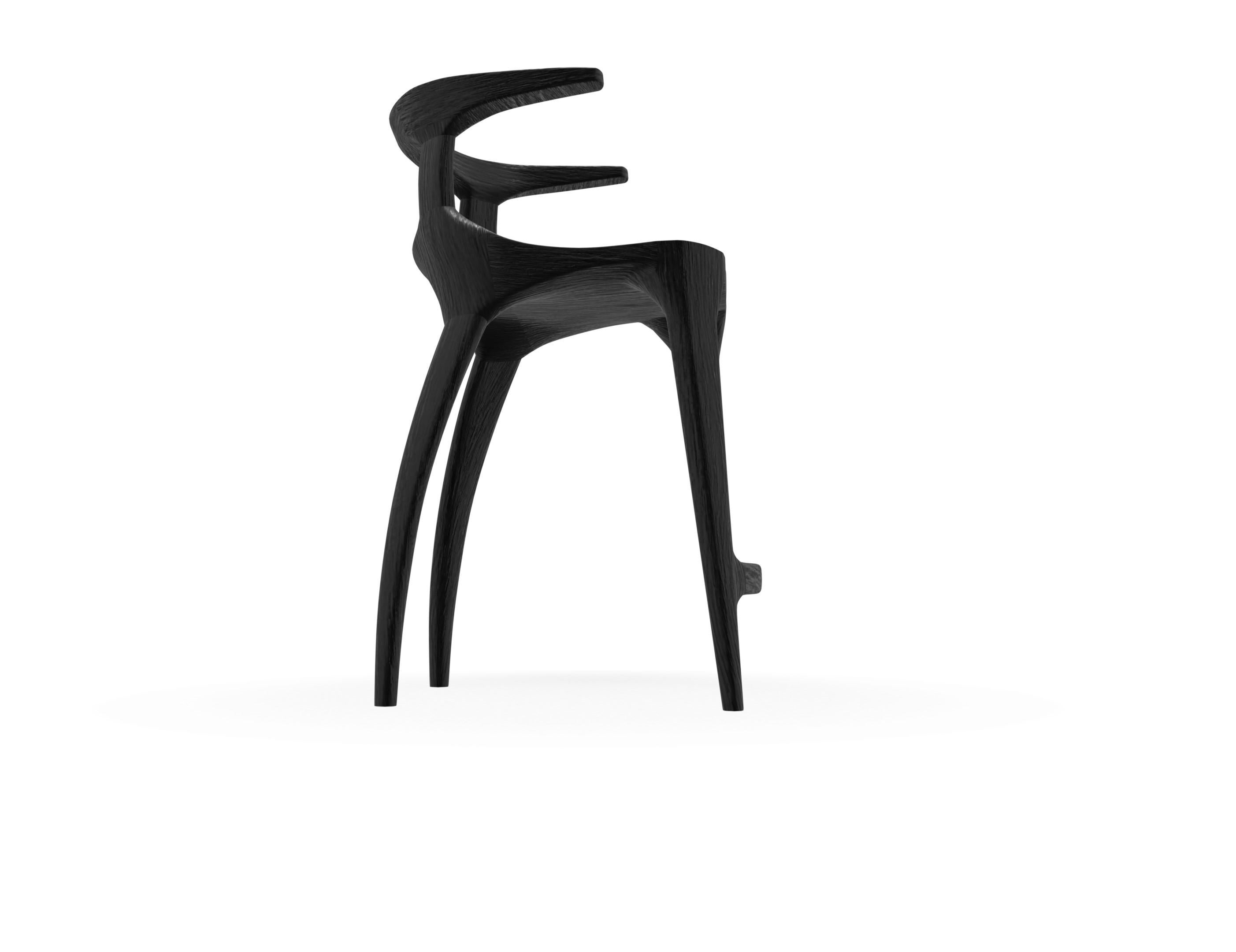 Tabouret de comptoir Mammut - en frêne massif, fabriqué au Canada. La menuiserie complexe et fonctionnelle transcende les tendances actuelles, faisant de cette pièce un ajout intemporel à tout intérieur.

Ce lot de 3 est prêt à être expédié et