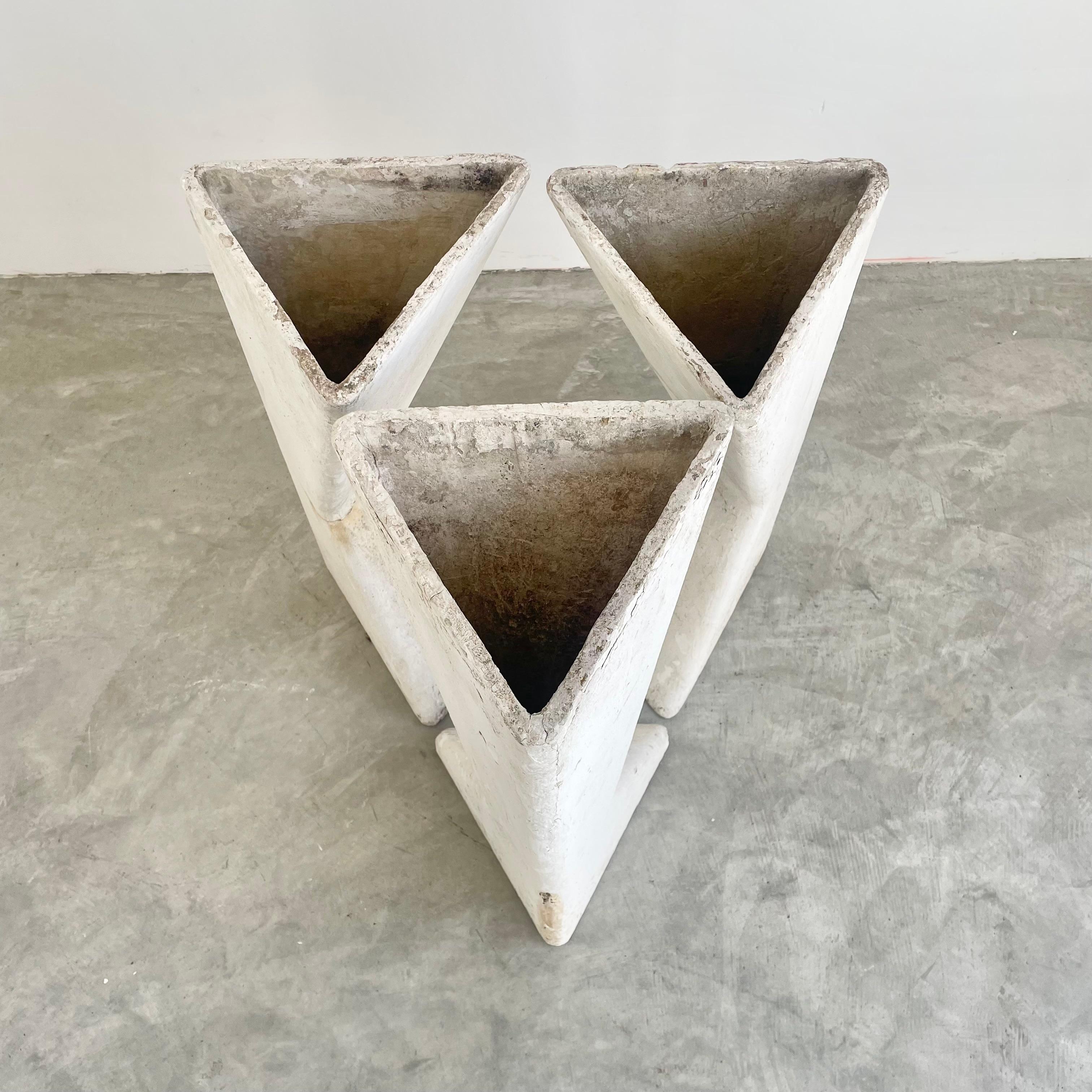 Set of 3 Sculptural Triangular Planters by Willy Guhl, 1960s In Good Condition For Sale In Los Angeles, CA