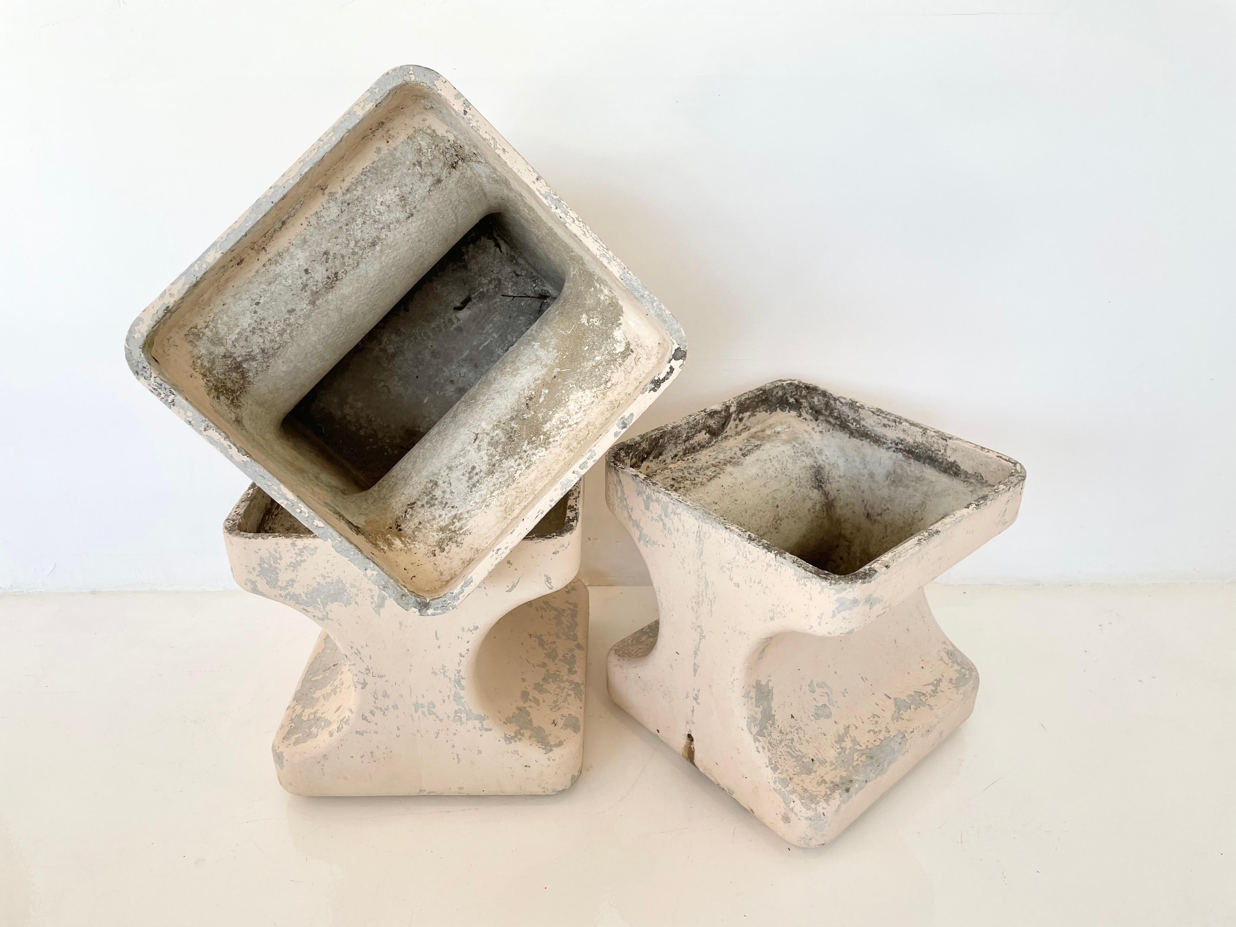 Set of 3 Sculptural Willy Guhl Concrete Planters In Good Condition In Los Angeles, CA
