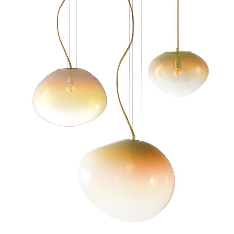 Set of 3 sirius M / L / XL pendants by ELOA.
No UL listed 
Material: LED bulb, glass.
Dimensions: D 39 x W 40 x H 32/ D 27 x W 32 x H 20 / D 38 x W 43 x H 38 cm.
Also available in different colours and dimensions.

All our lamps can be wired