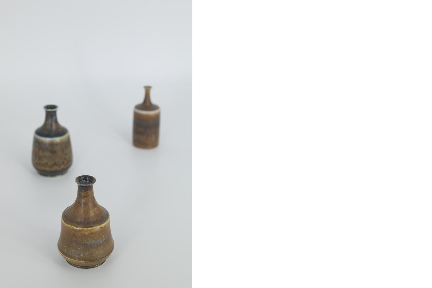 Set of 3 Small Mid-Century Scandinavian Modern Collectible Brown Stoneware Vase For Sale 1