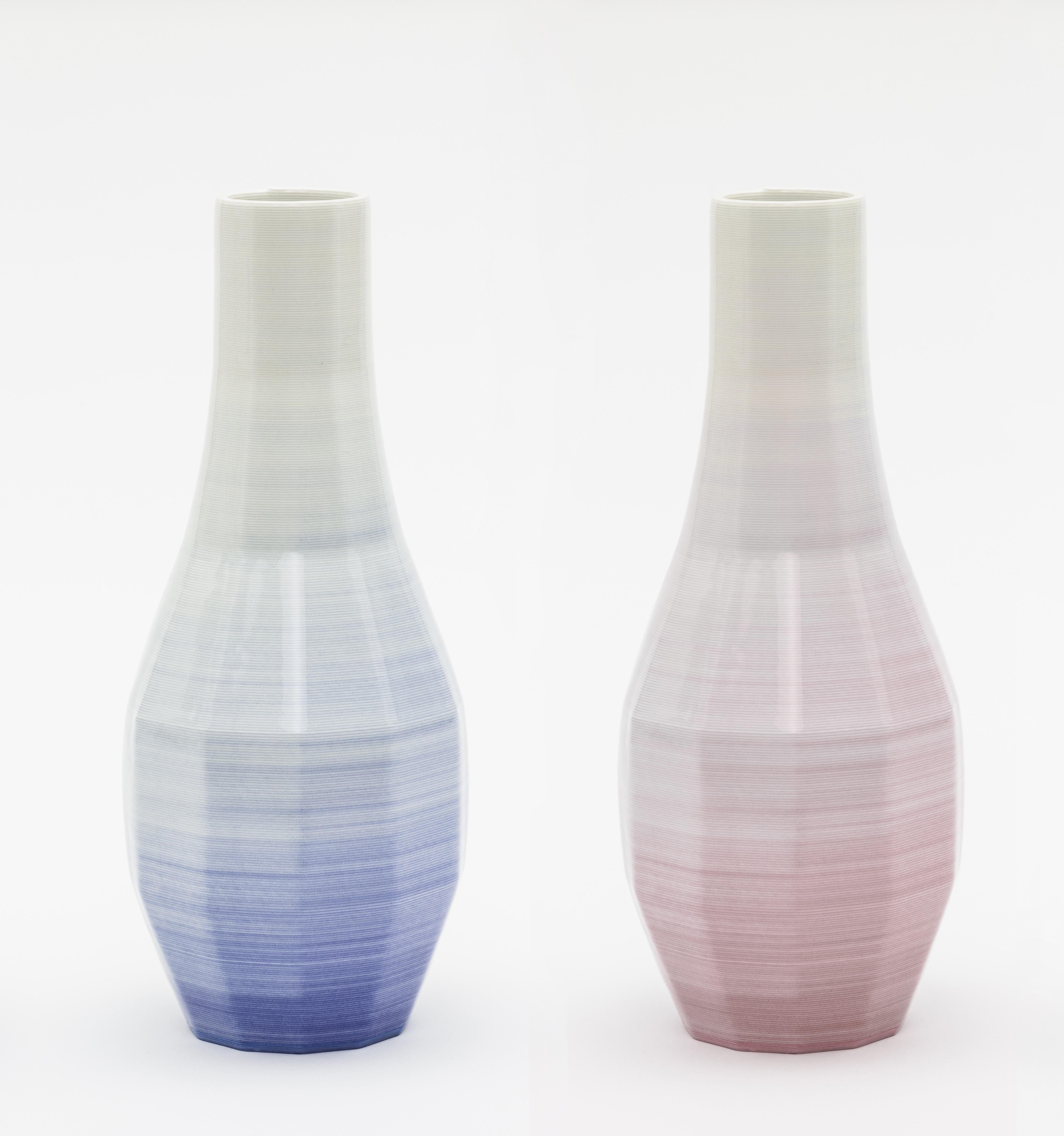 Modern Set of 3 Small Porcelain Gradient Vase by Philipp Aduatz