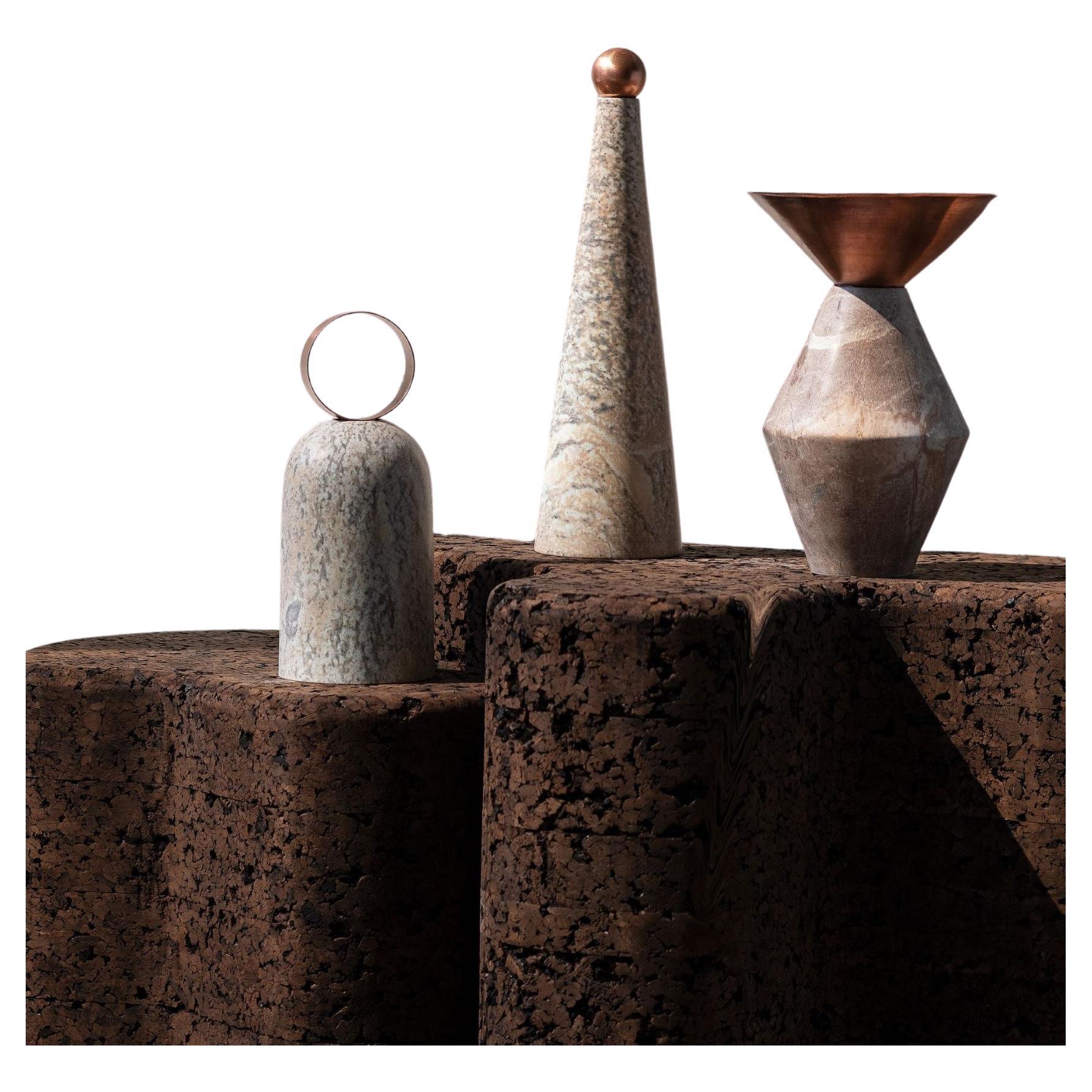Ensemble de 3 sculptures Quinteto en pierre de savon et laiton, fabriquées au Brésil