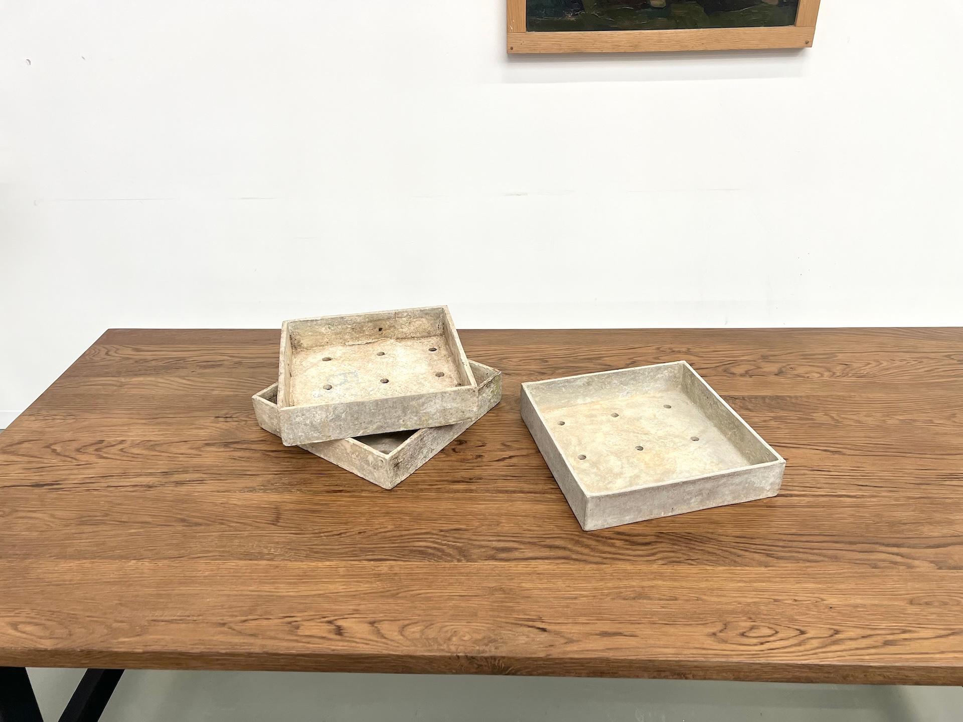Mid-Century Modern Lot de 3 jardinières carrées Willy Guhl en Eternit en vente