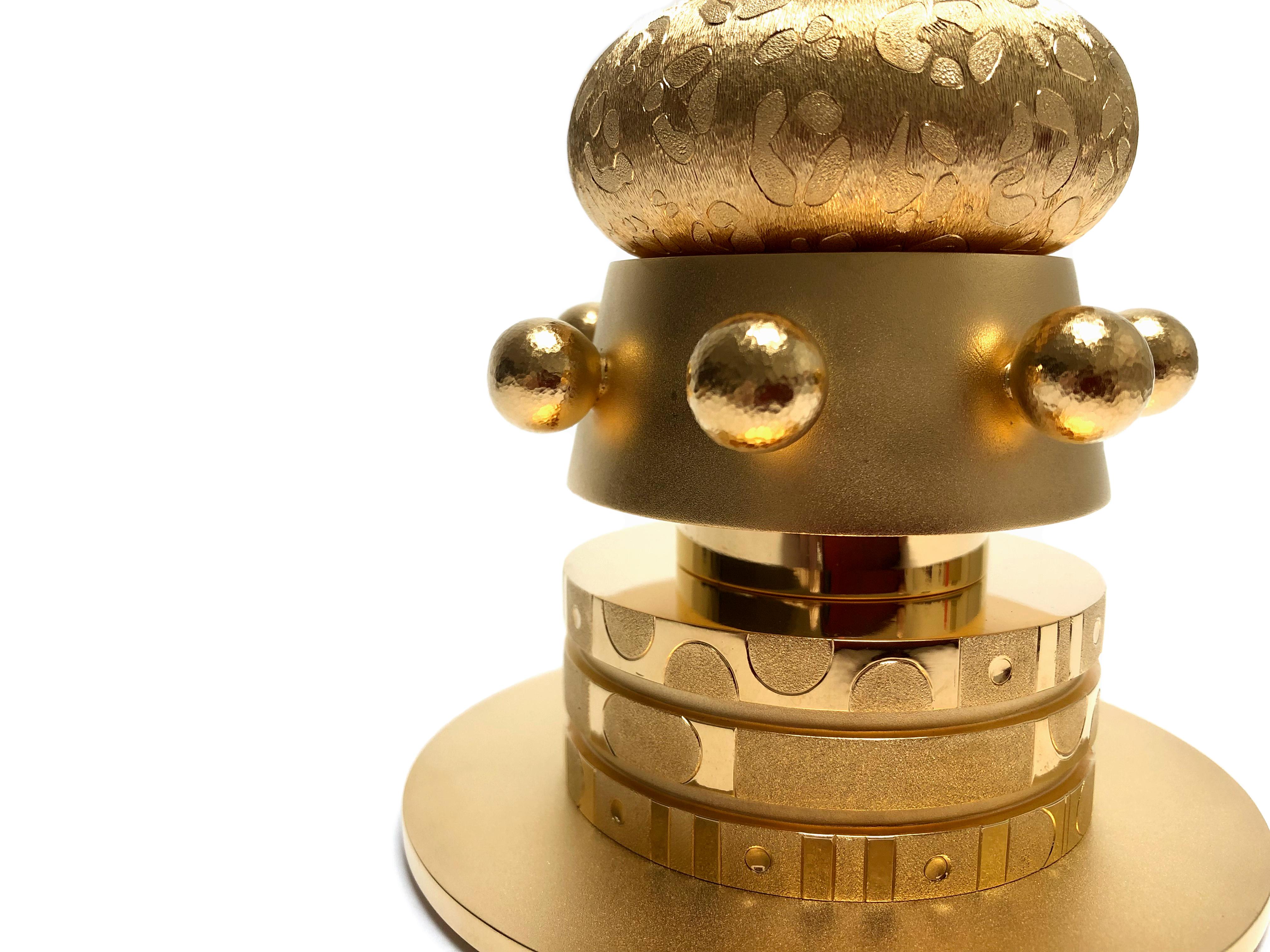 French Gold-plated Set of 3 Stackable Candleholders Born to Be a Light, TOTEM N°2 For Sale