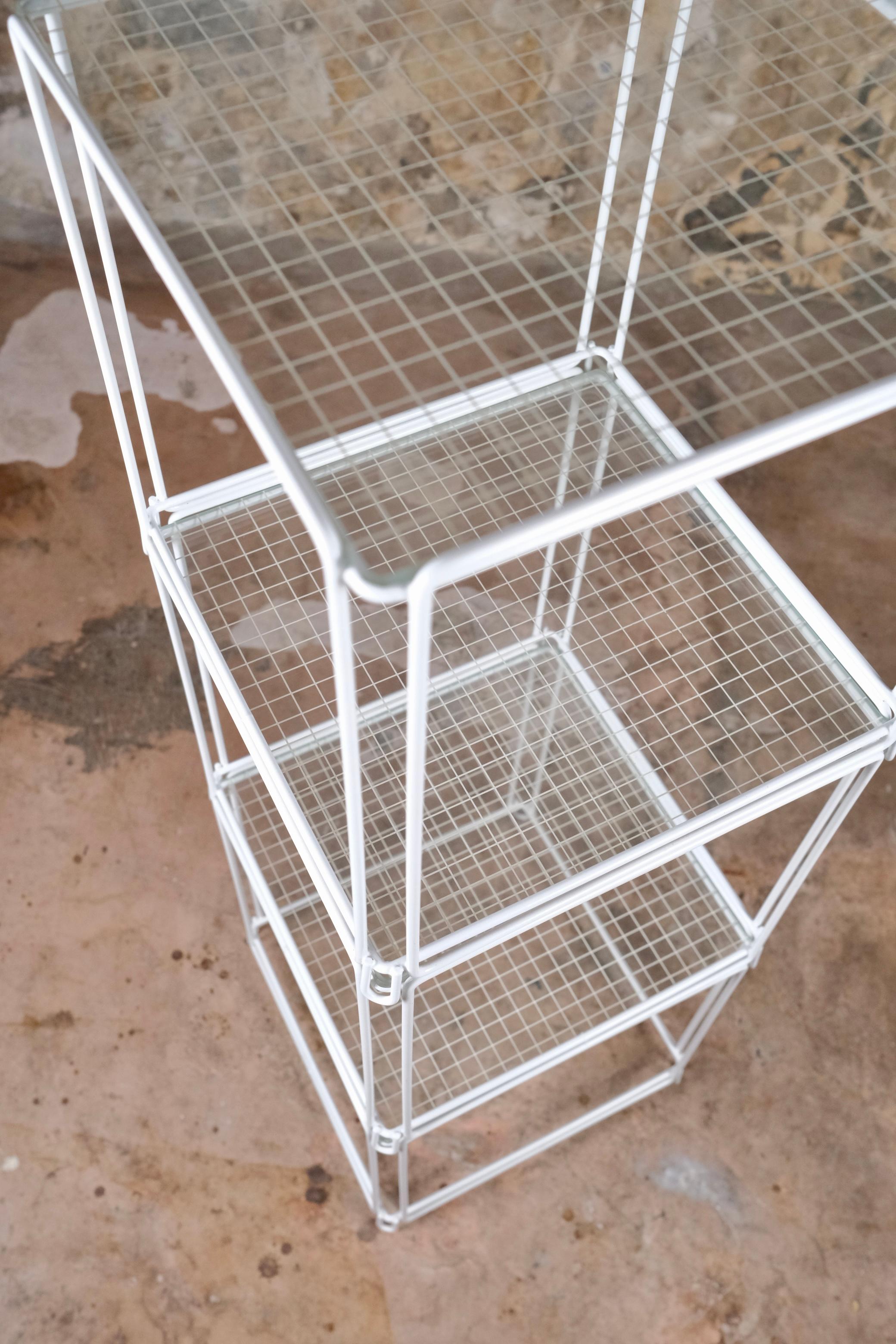 Set of 3 stackable side tables, Isocèle, by Max Sauze, 1970s 7