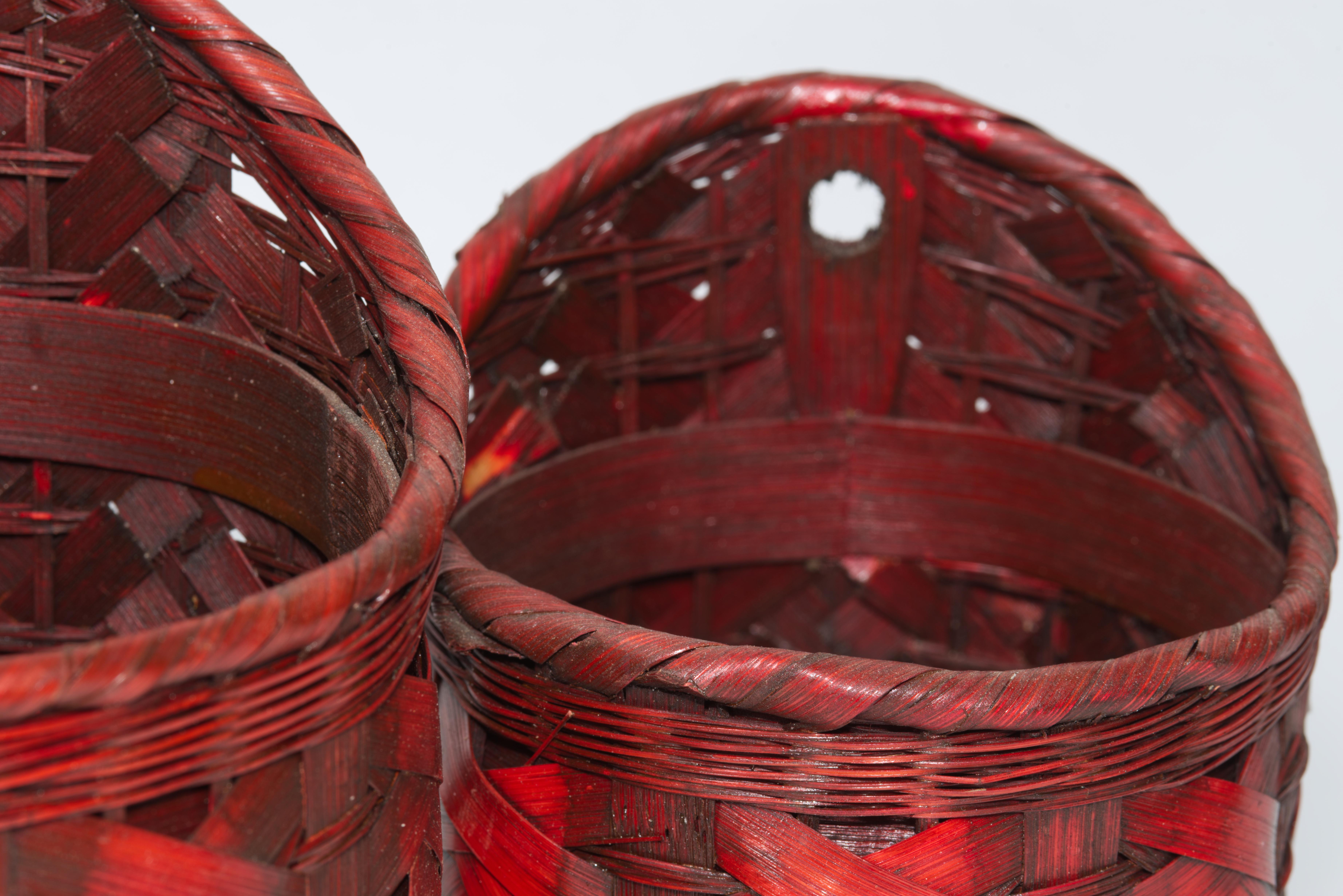 Hand-Crafted Set of 3 Stacking Ikebana or Hanging Baskets, Red Tinted Split Bamboo For Sale