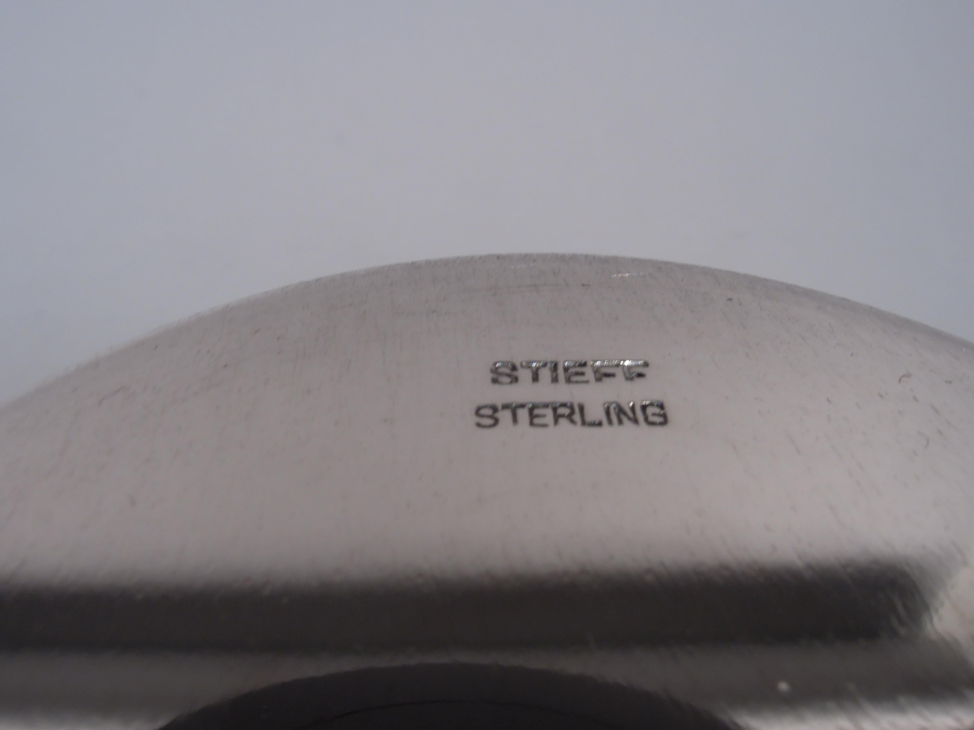 Argent sterling Set of 3 Stieff American Midcentury Modern Sterling Silver Tumblers (gobelets en argent sterling) en vente