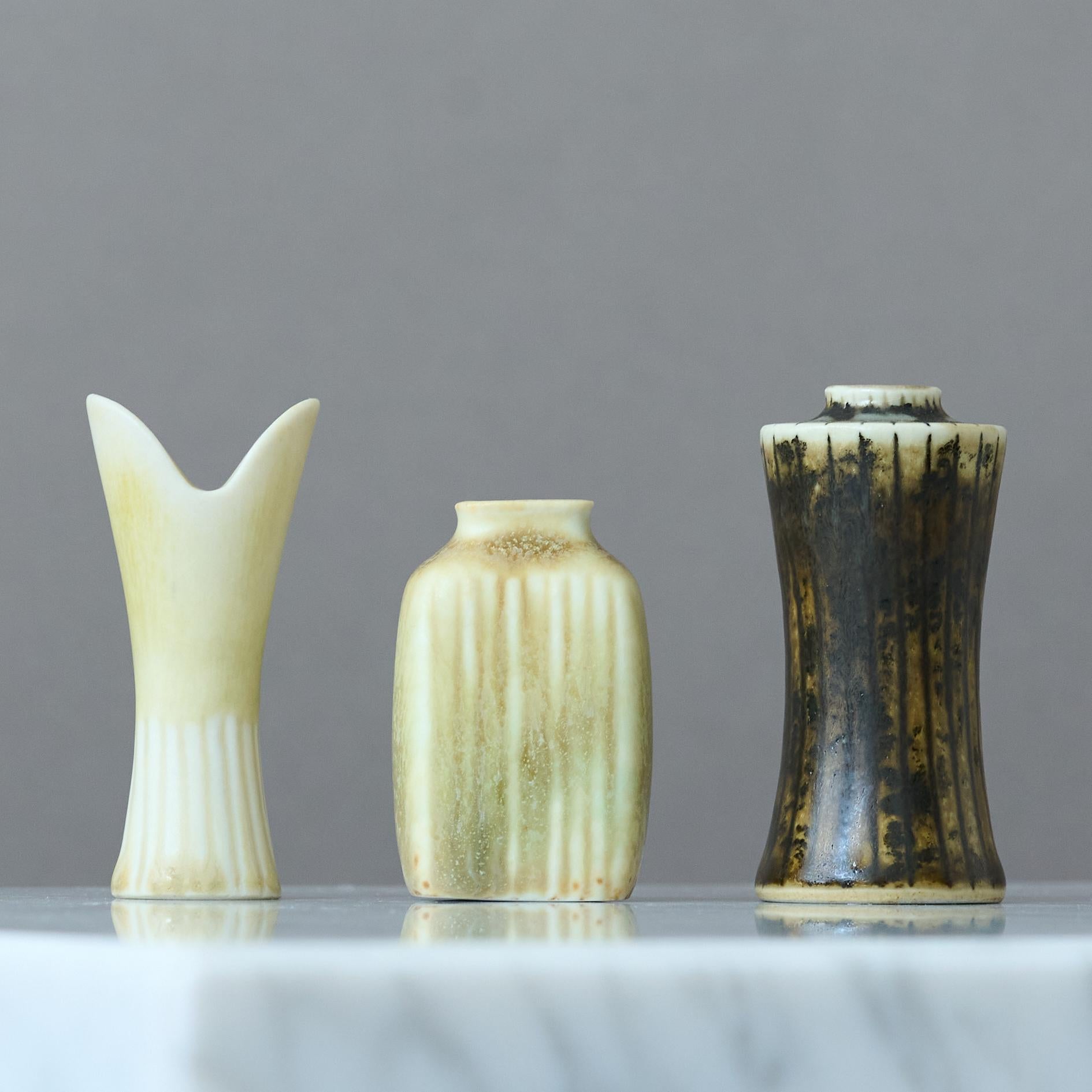 Set of 3 Stoneware Miniature Vases by Nylund & Stålhane. Rörstrand, Sweden 1950s In Good Condition For Sale In Malmö, SE