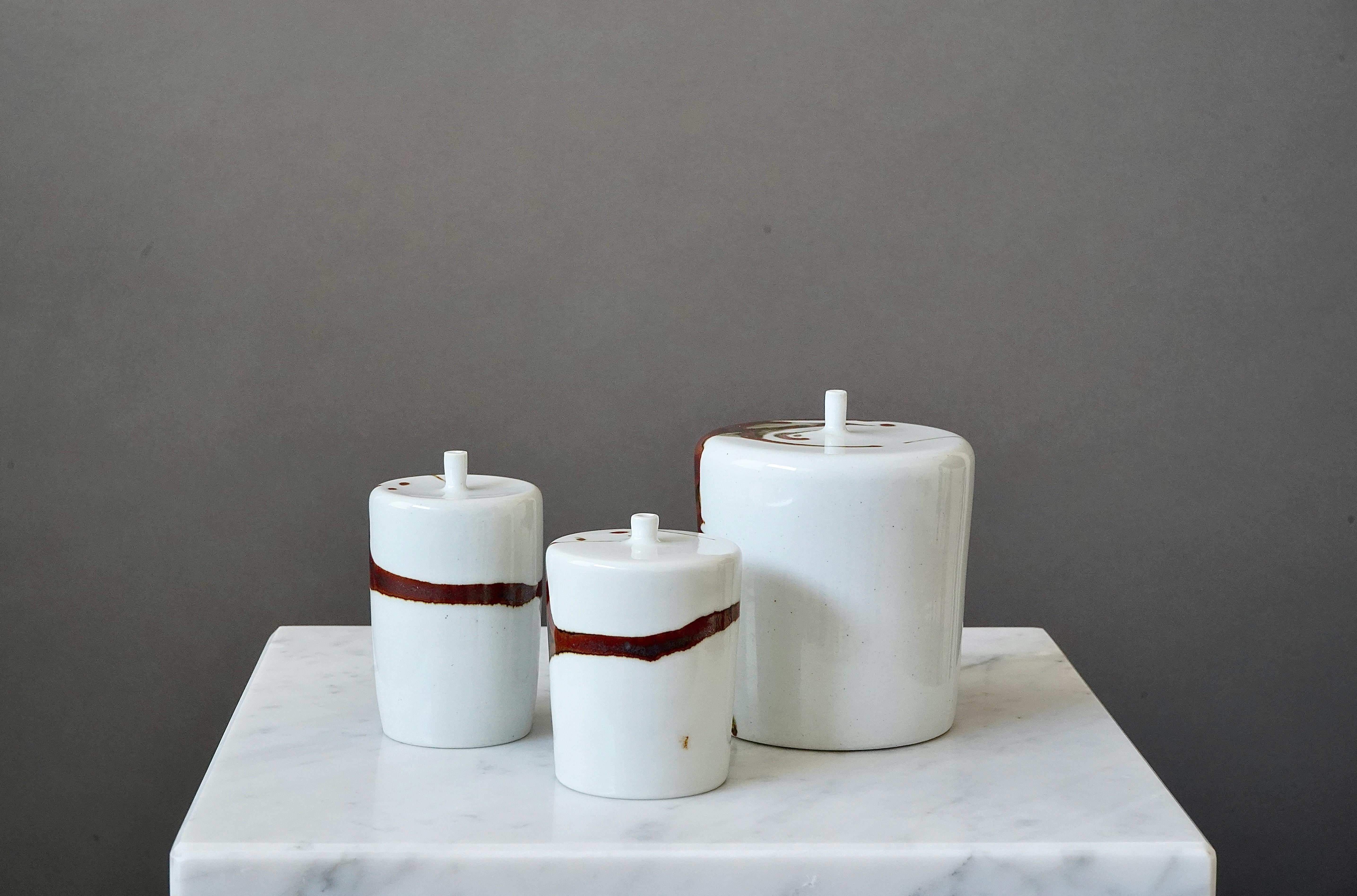 Turned Set of 3 Stoneware Vases by Swedish Ceramist Claes Thell For Sale