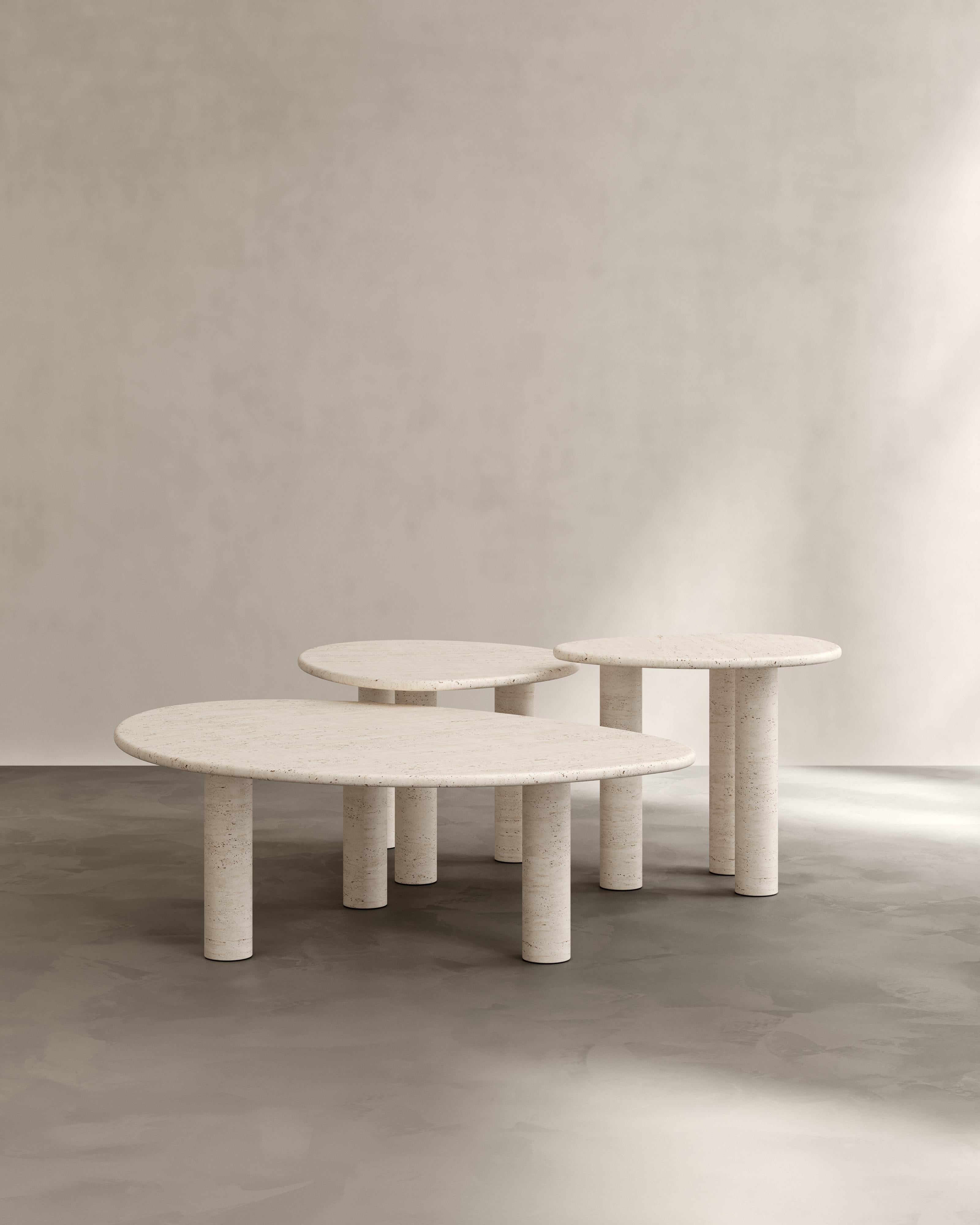 Ensemble de 3 tables basses Sunpoet en Bianco Onyx sculpté et adouci par Paloma Editions Neuf - En vente à Geneve, CH