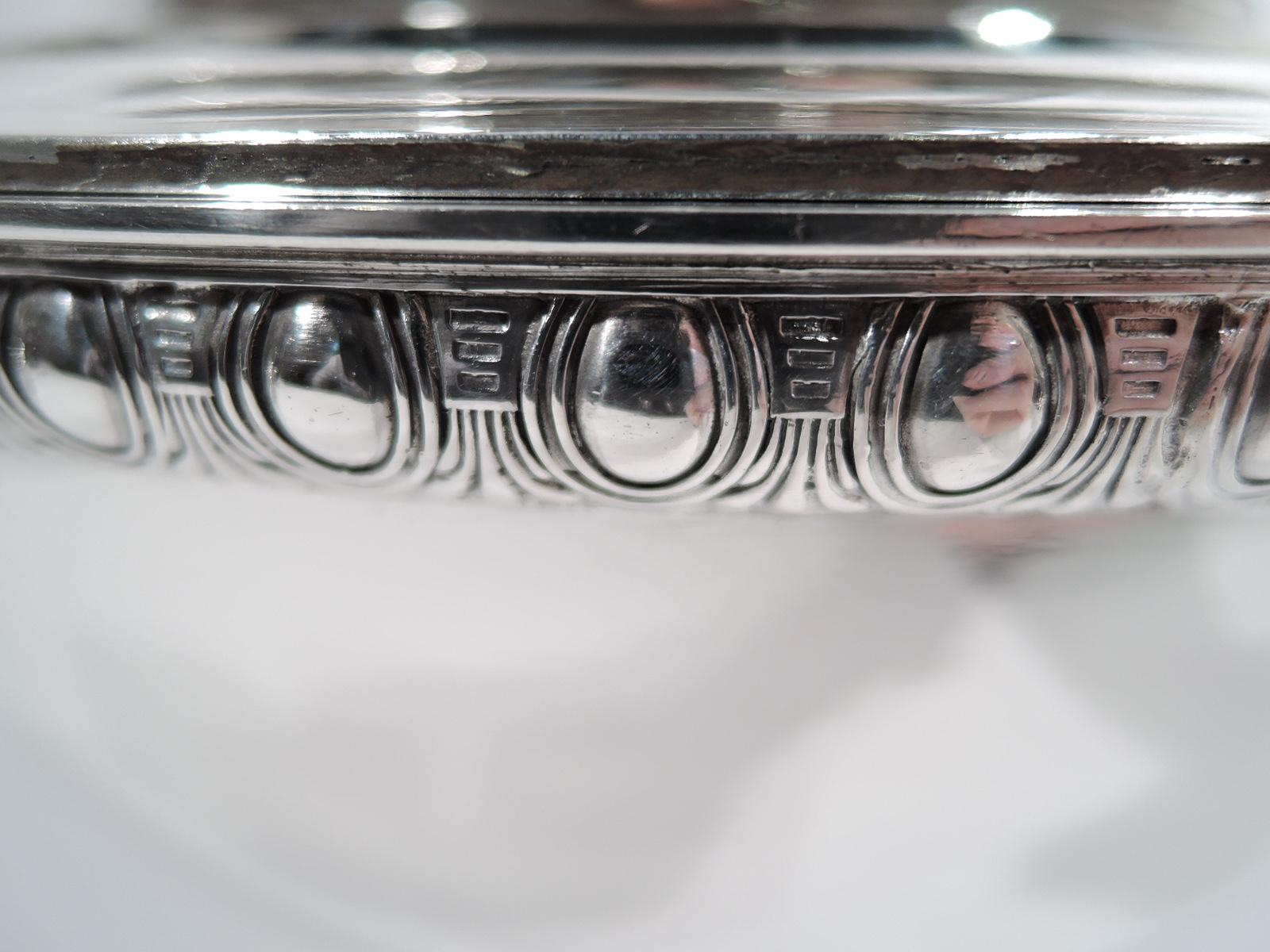 Argent sterling Ensemble de 3 superbes soupières en argent sterling Tiffany du début de la période de la renaissance étrusque
