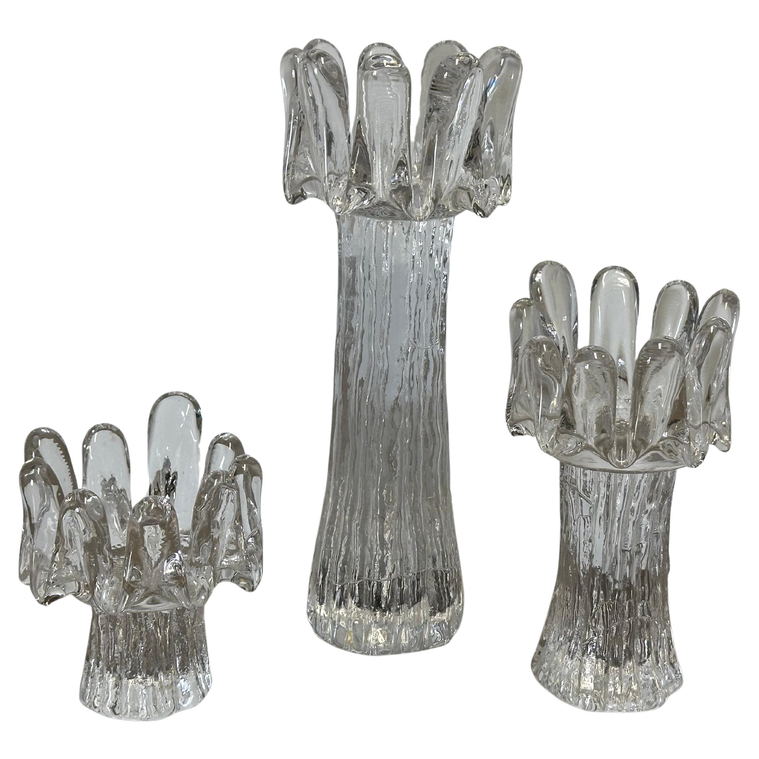 Set of 3 Swedish Crystal Sunflower Candlesticks by Göran Wärff for Kosta Boda In Good Condition For Sale In San Diego, CA