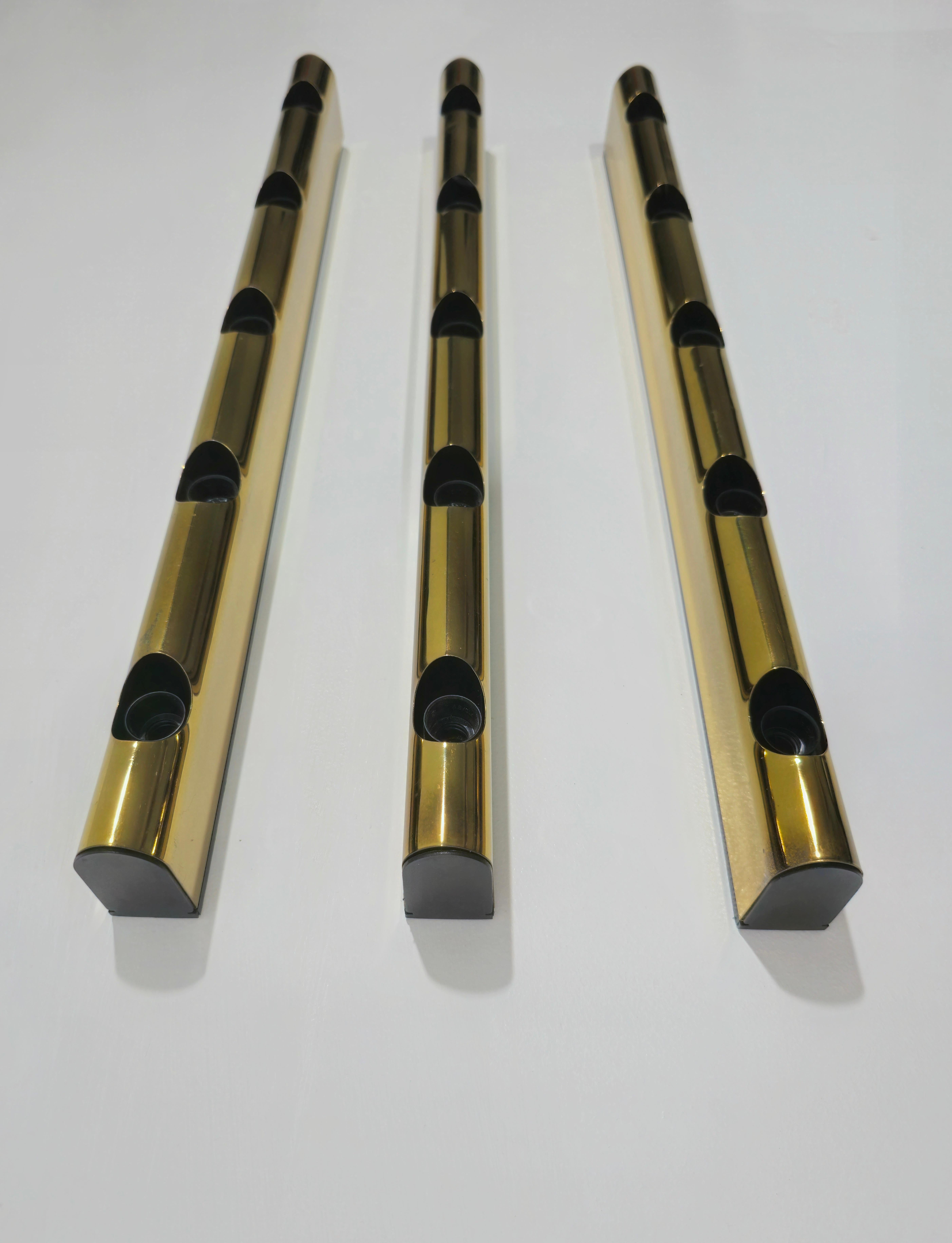 Set di 3 lampade da parete Targetti Sankey in alluminio design anni '70 Mid-Century Modern In condizioni buone in vendita a Palermo, IT
