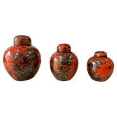 Set of 3 Tea Pots in Chinese Porcelain, 1900 Set of 3 Tea Pots in Chinese Porcelain, 1900