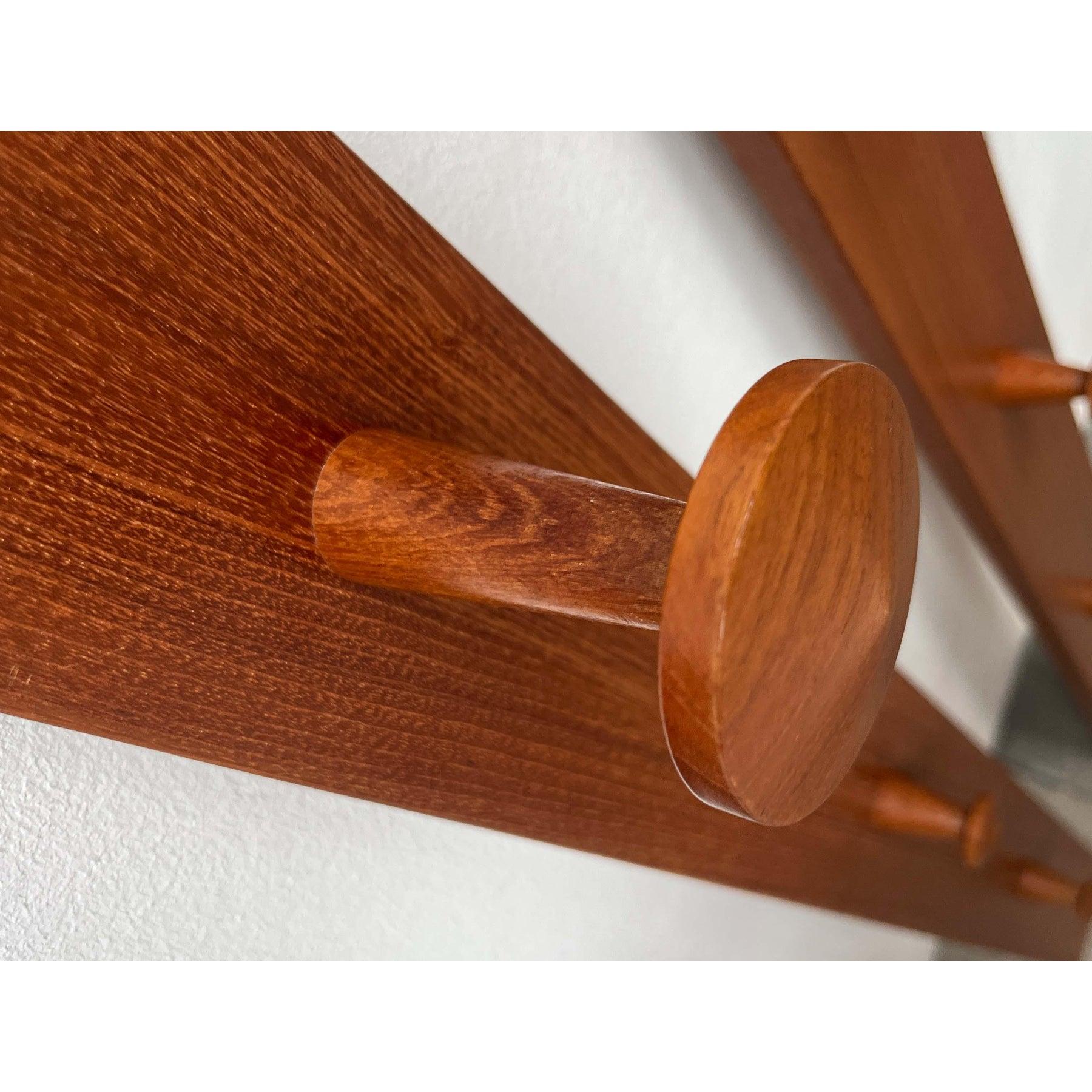 Set di 3 appendiabiti in teak di Aksel Kjersgaard per Odder Furniture, anni '60 in vendita 1