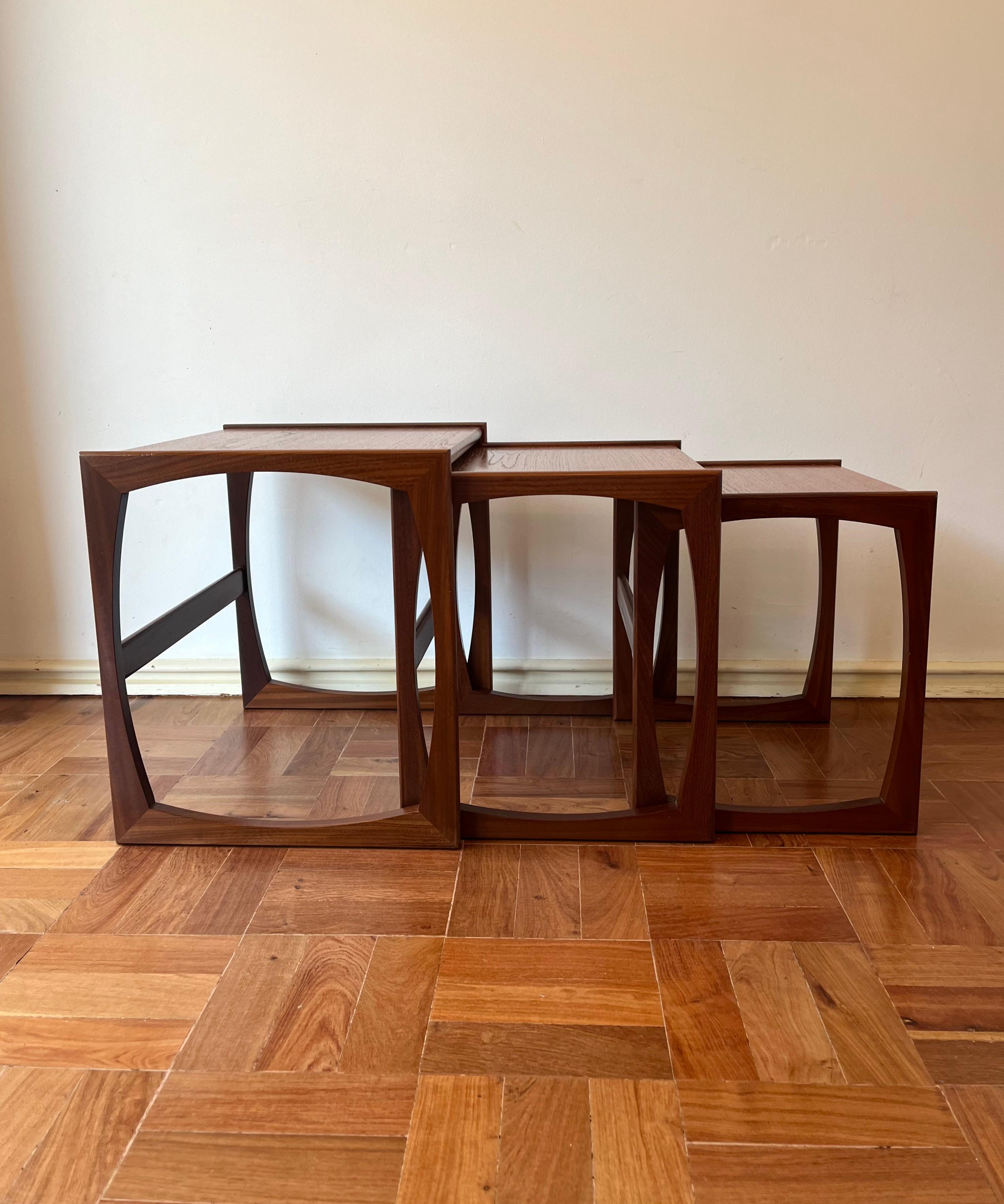 set of 3 teak nesting table, G-Plan, 1960s For Sale 3