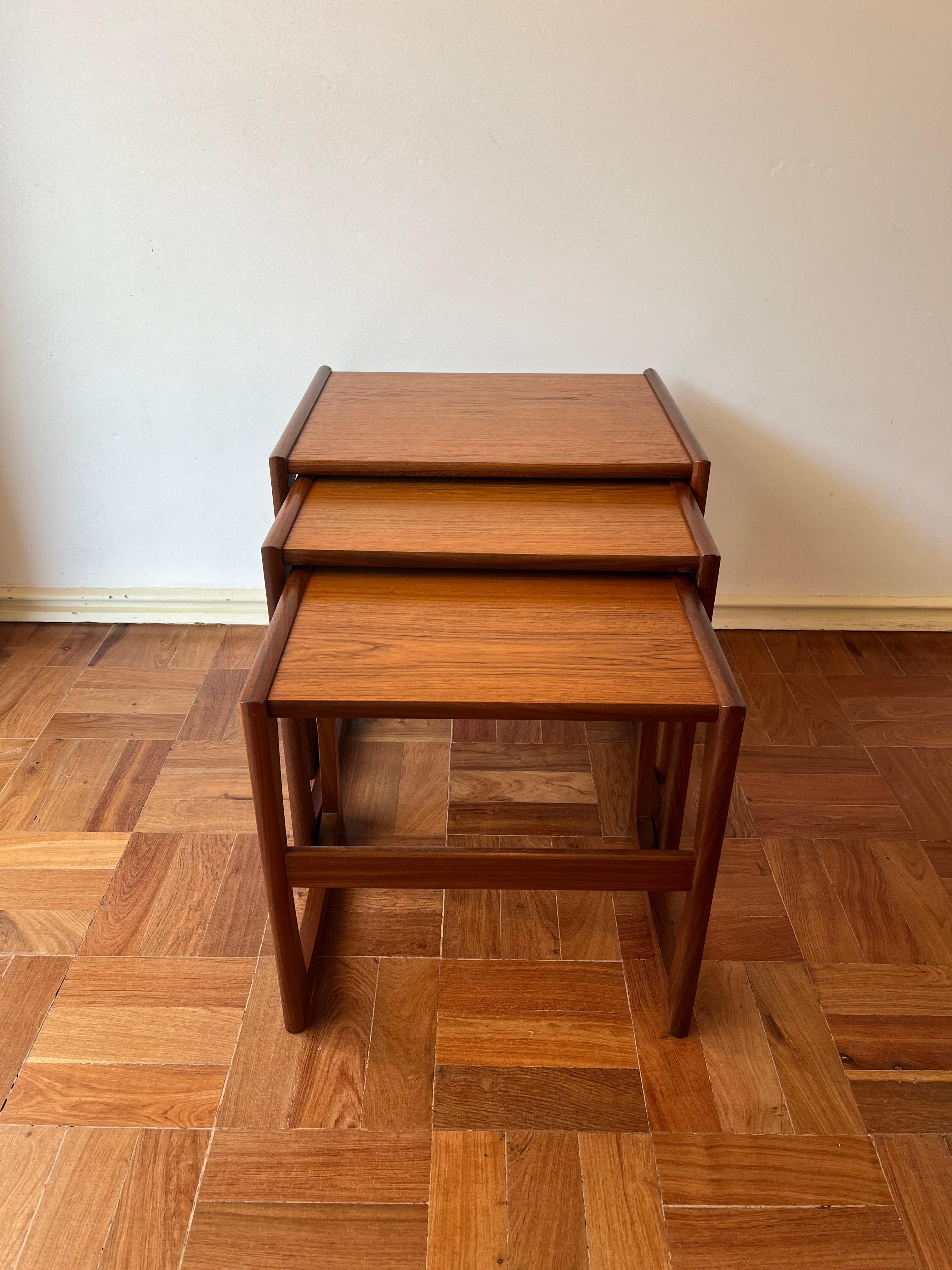 Mid-20th Century set of 3 teak nesting table, G-Plan, 1960s For Sale