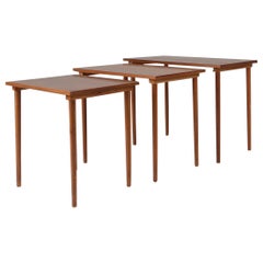 Set di 3 tavolini scandinavi in legno di teak, Wood, anni '60