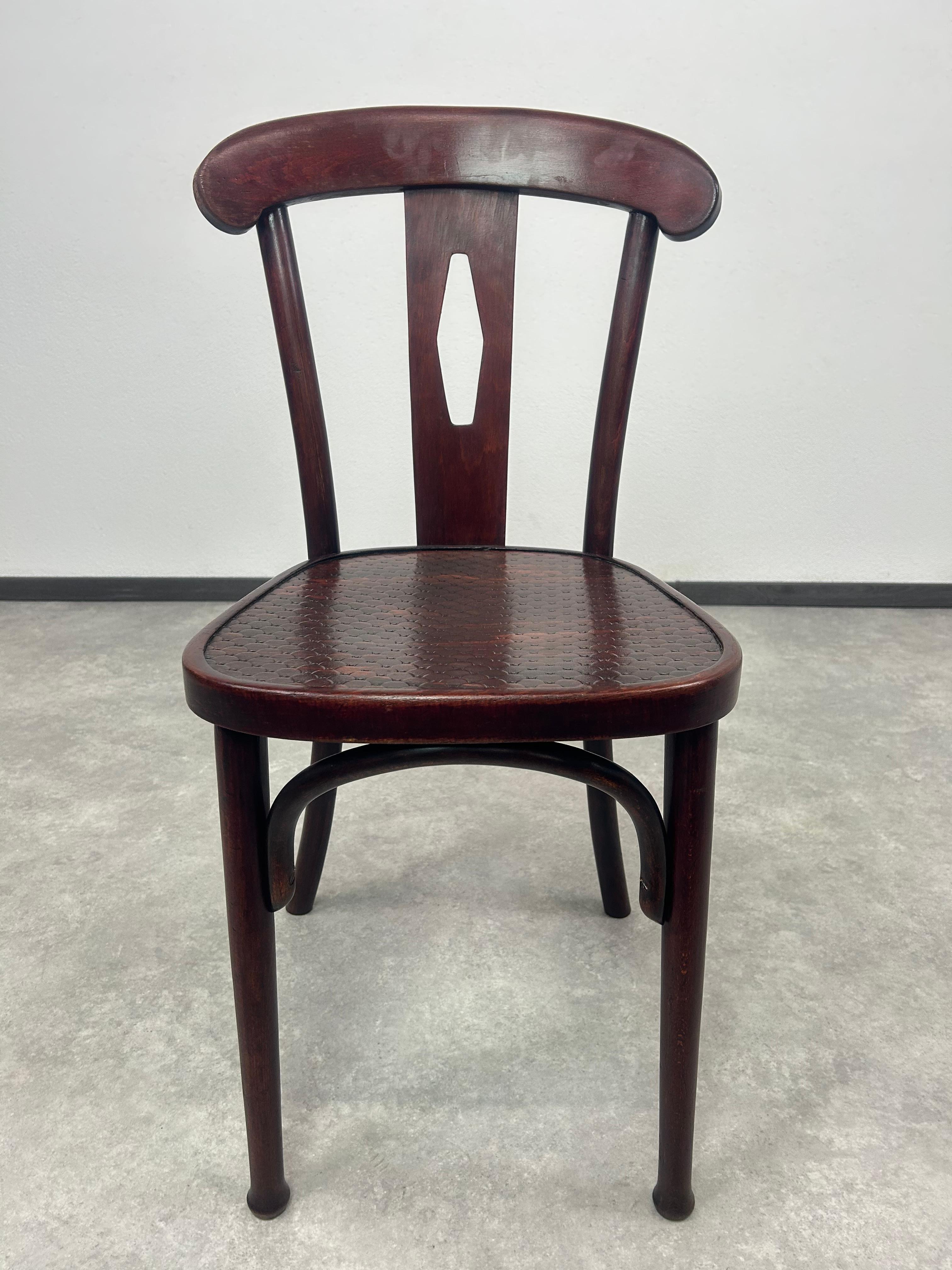 Inizio XX secolo Set di 3 sedie da pranzo Thonet n. 164 in vendita